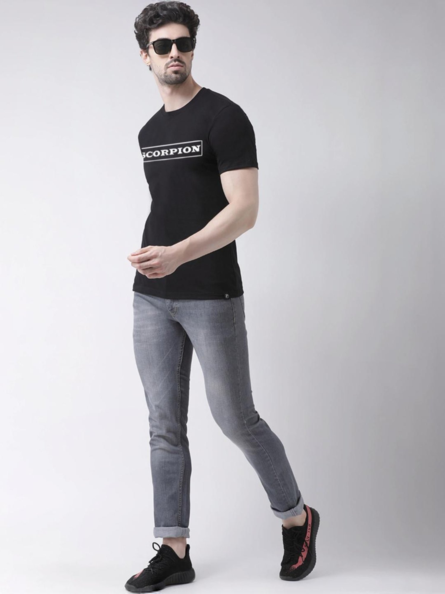 Friskers Black Cotton Slim Fit Printed T-Shirt