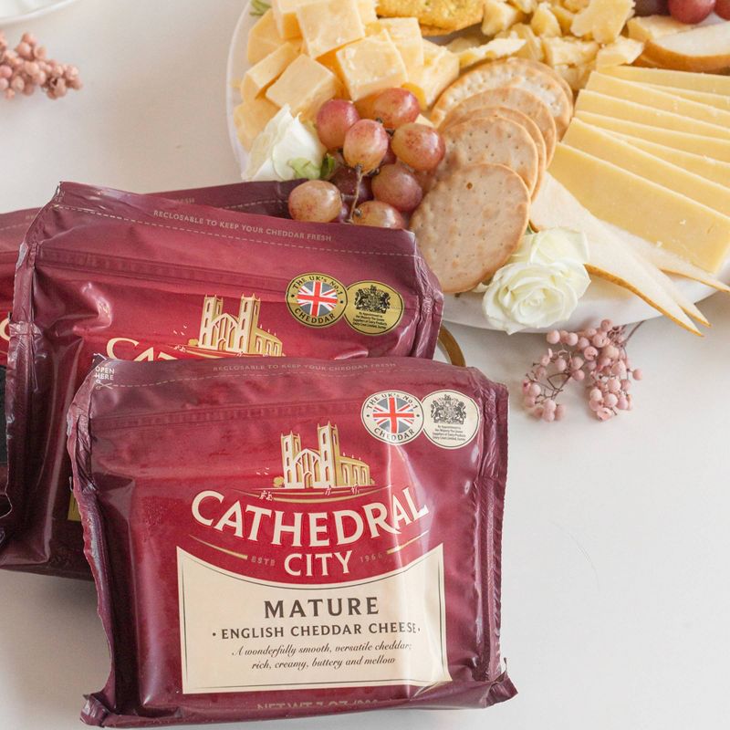 Cathedral City Mature White Cheddar Cheese Chunk - 7oz