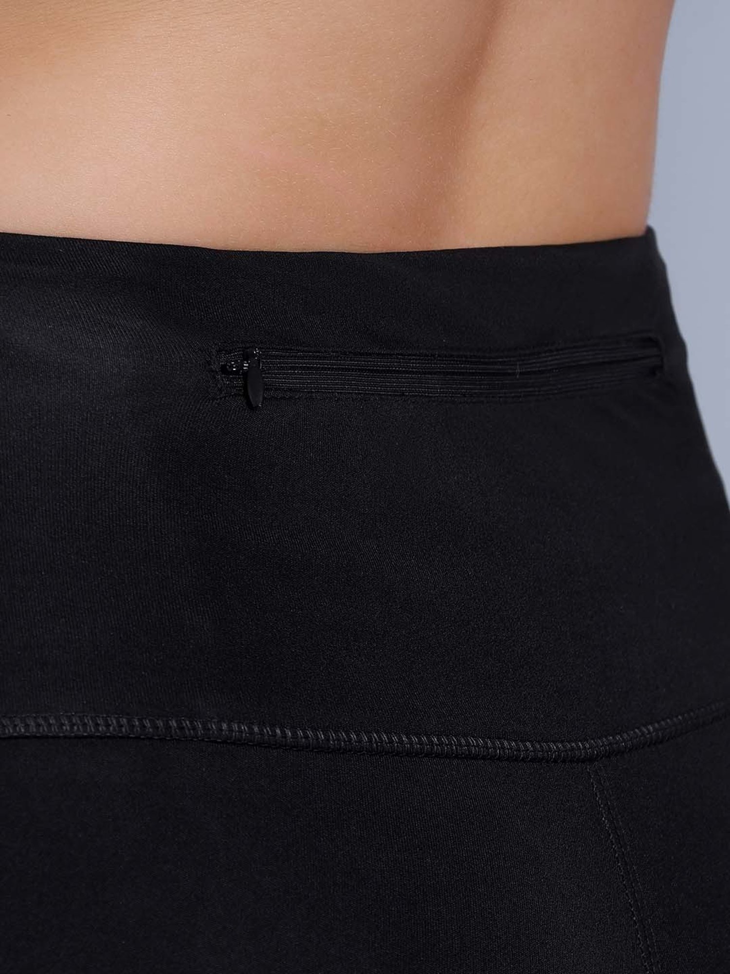 N-Gal Black Logo Print Sports Bra With Tights Set