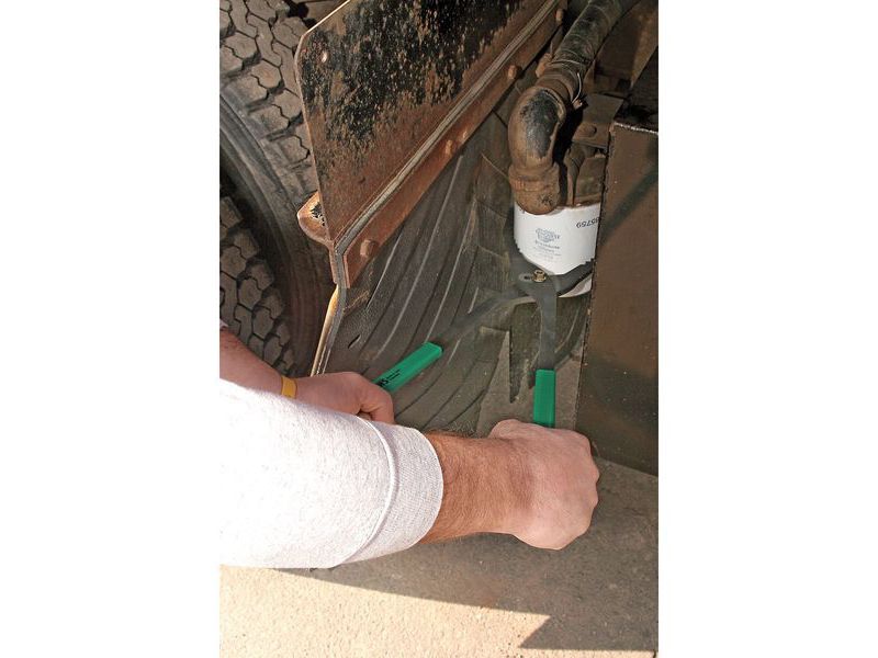 IPA 3UVK5 Gator Jaws,1-1/2 to 8" Capacity