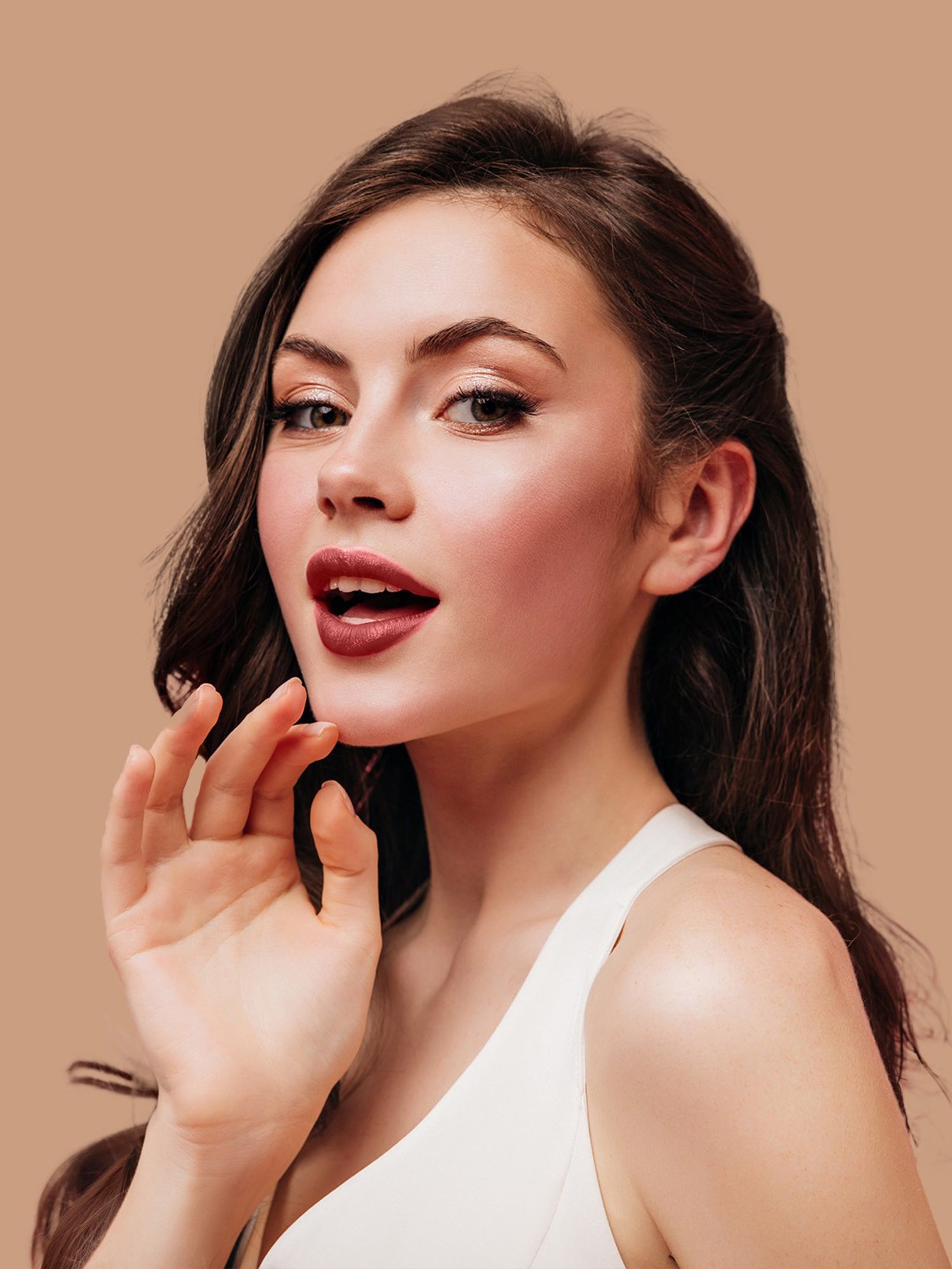 L.A.Girl Pretty & Plump Lipstick First Love - 3.2 gm