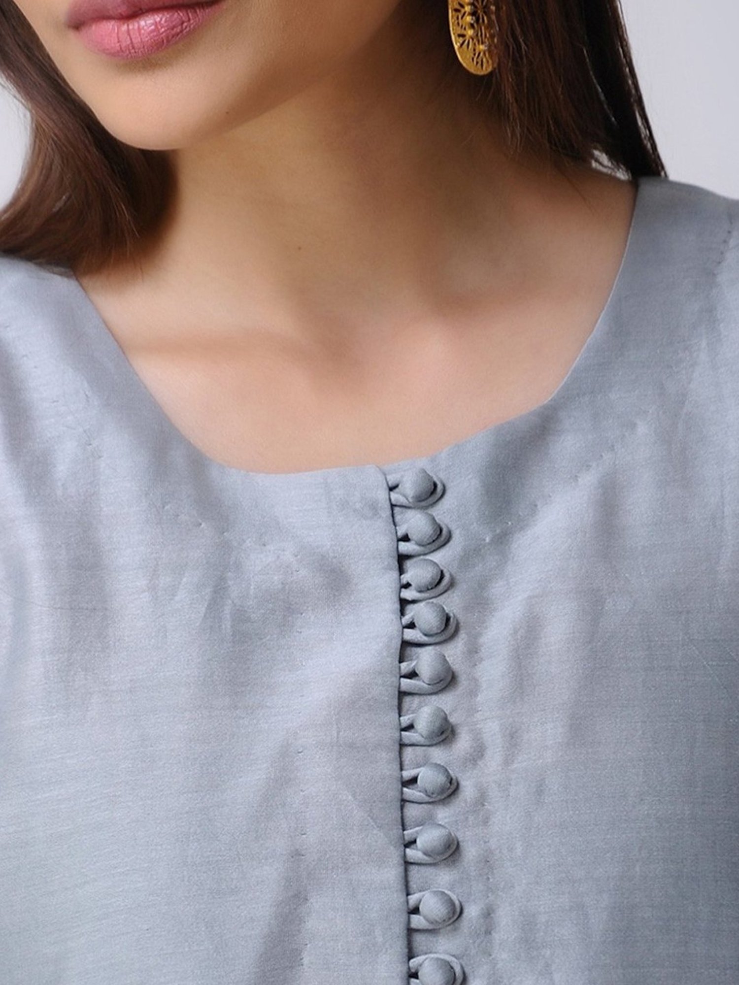 Smriti Gupta Kapaas Grey Kurta