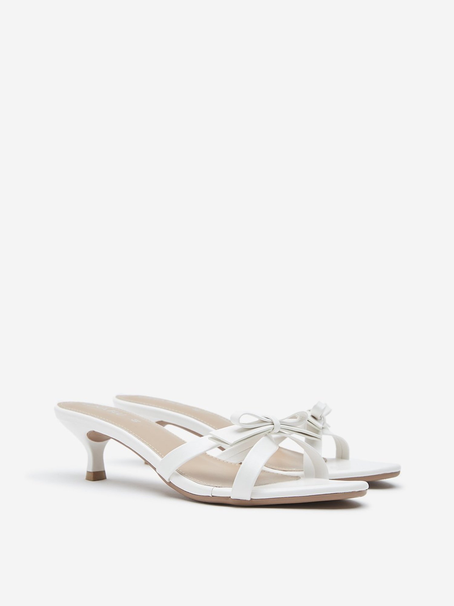 LUNA BLU by Westside White Bow-Detailed Kitten Heel Sandals