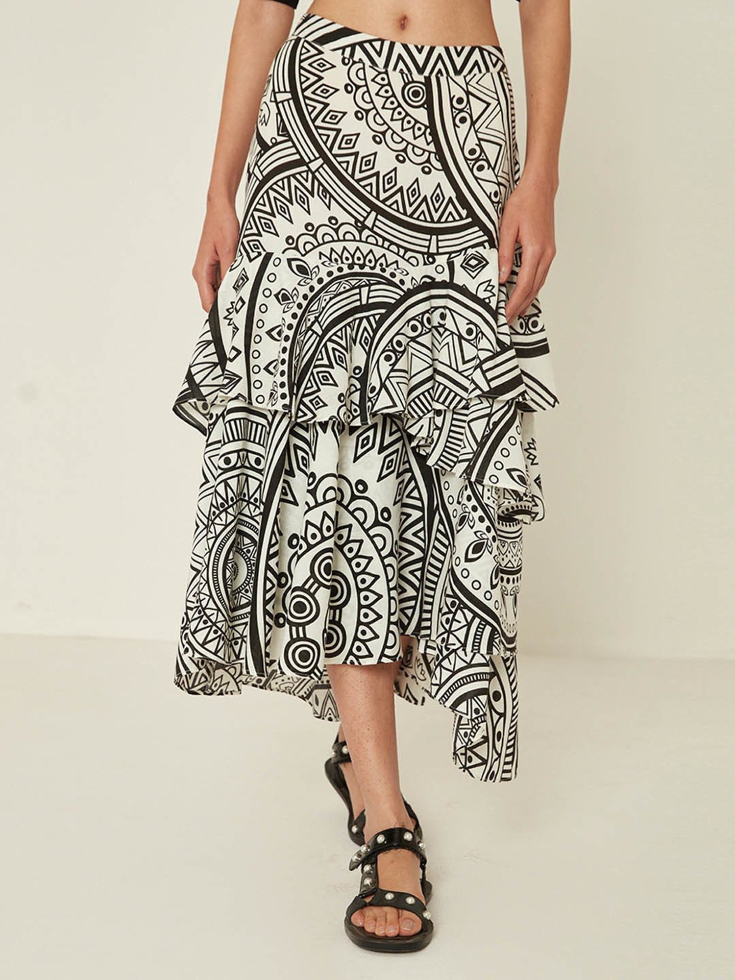 ANCESTRY Off White Printed High Low Midi Skirt