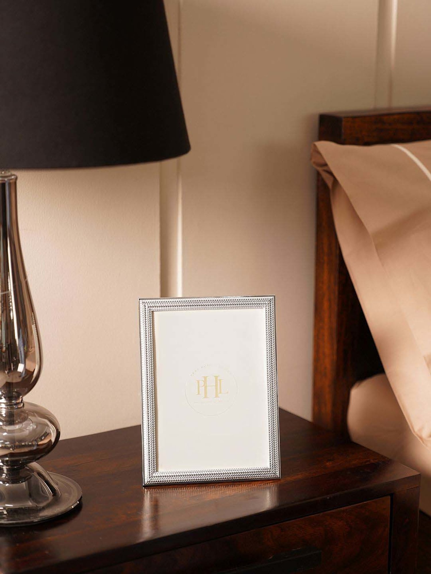 House This Kangto Brown & White Wood Photo Frame Gift Set