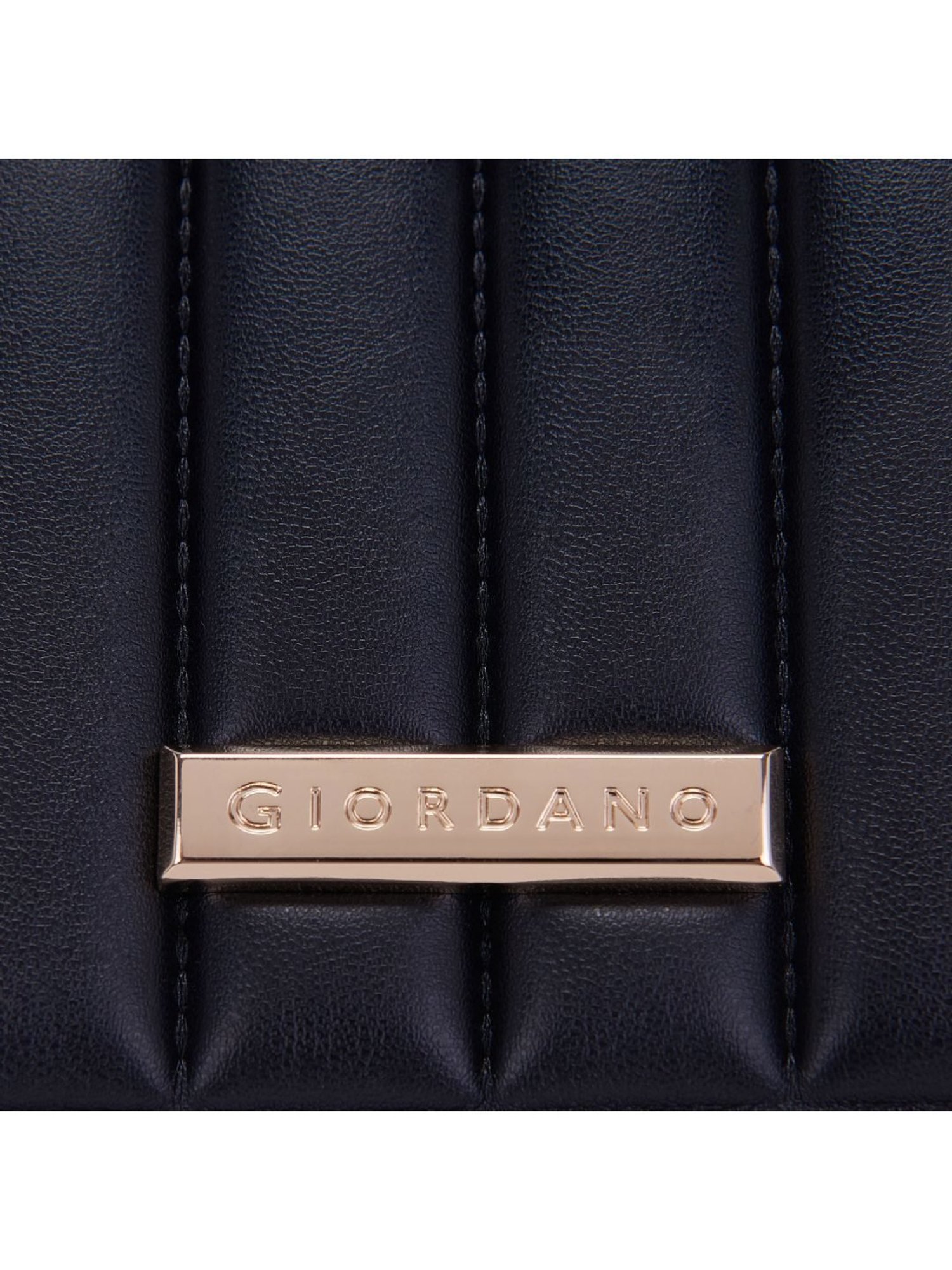 Giordano Black Quilted Medium Sling Handbag