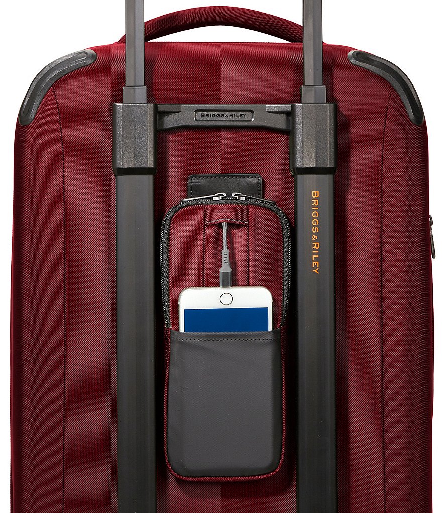 Briggs & Riley ZDX 22#double; Carry-On Expandable Spinner