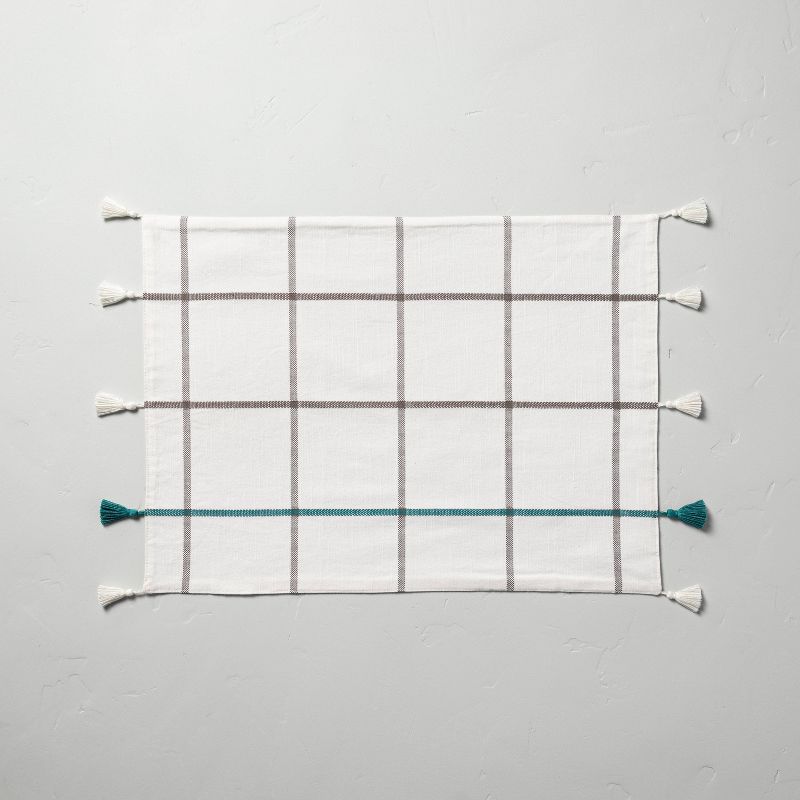 10 Pieces 14.4" Gold Leaf-Shaped Vinyl Placemats, Washable Table Mats Set for Party Decorations and Catering Events