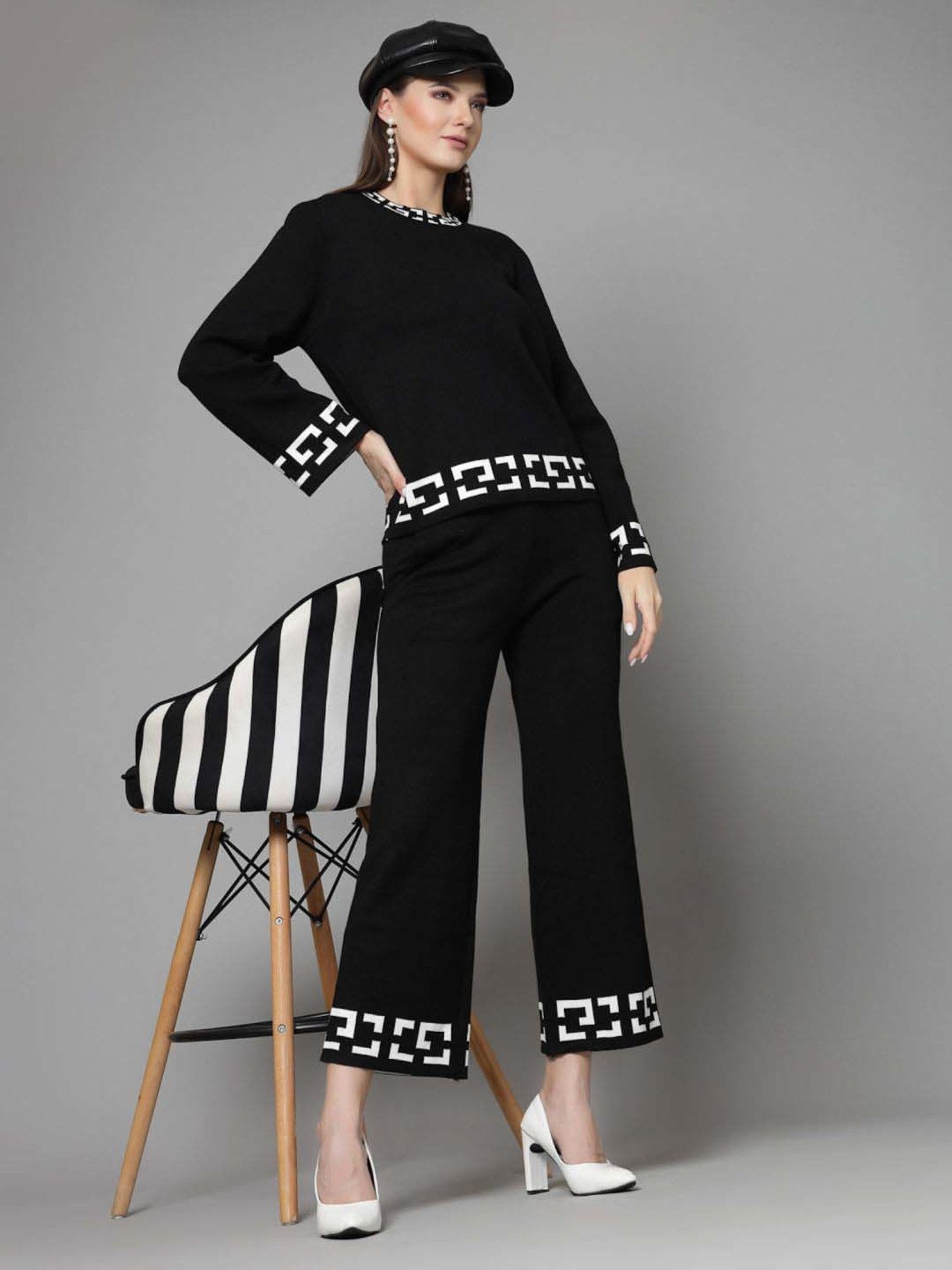 Mafadeny Black Printed T-Shirt Pants Set