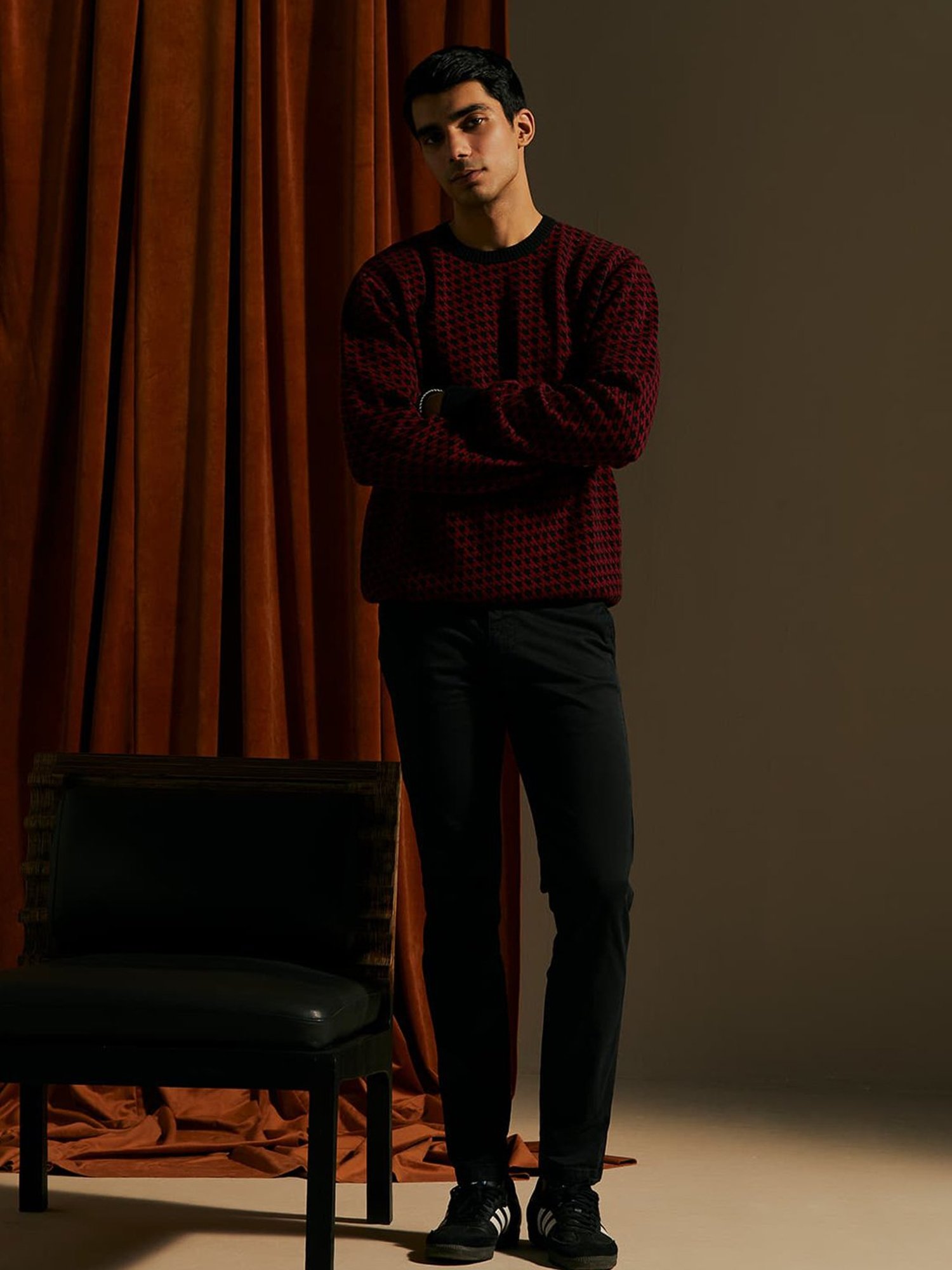 ANDAMEN Red Regular Fit Self Design Cotton Sweater