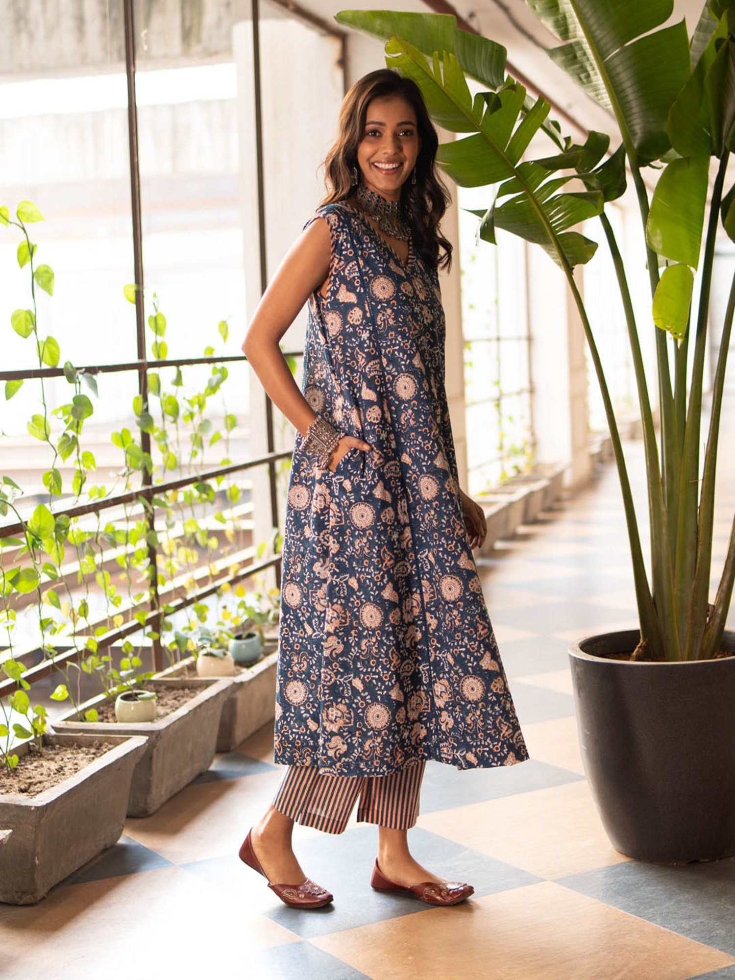 Akiso Blue Block Printed Flared Front Pleated Kurta Set (Set Of 2)