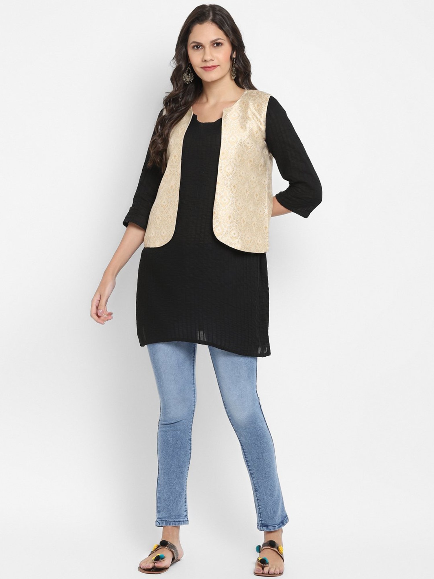Hangup Beige Jacquard Pattern Shrug