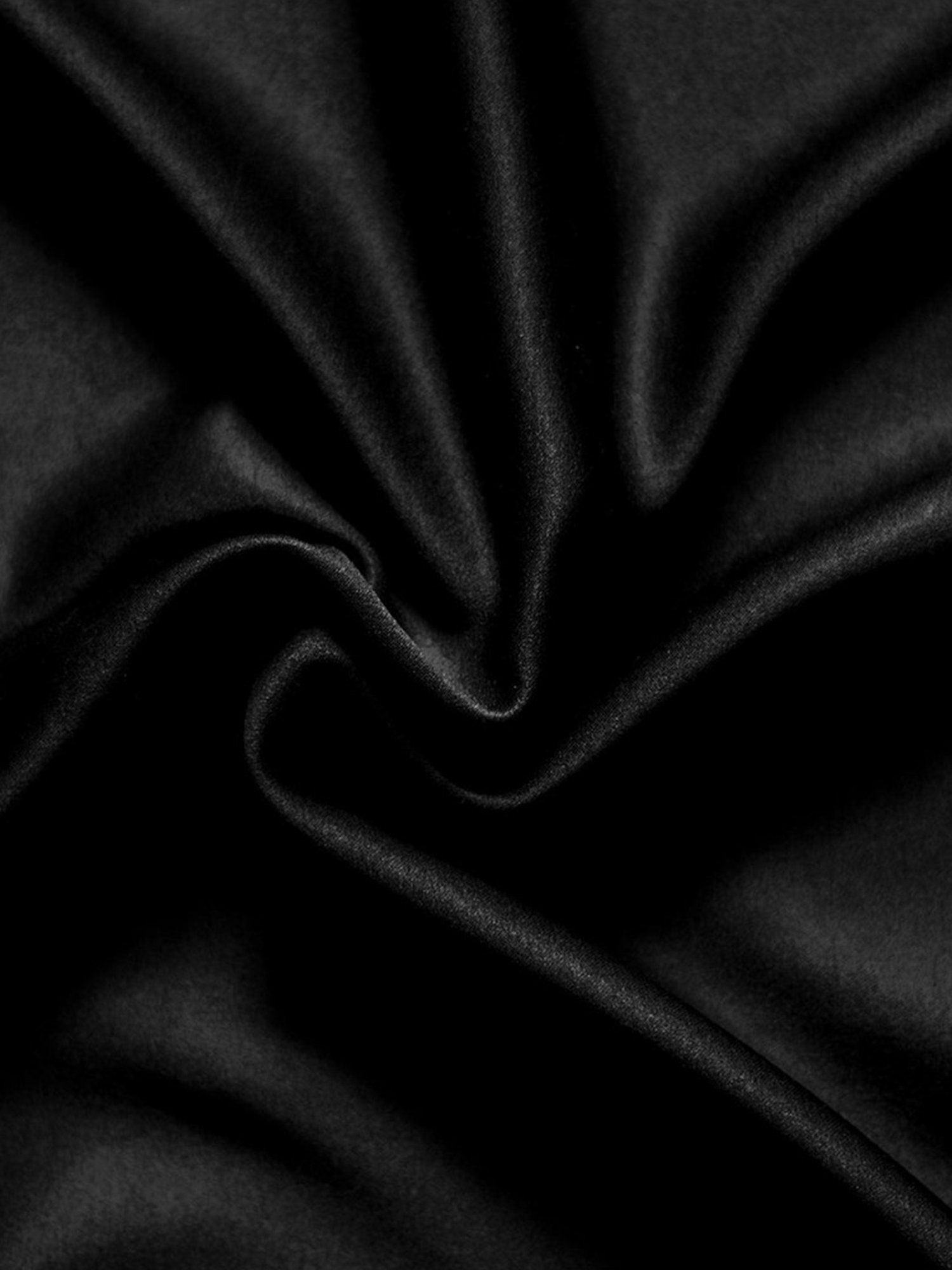 Stoa Paris Date Night Collection Black Polyester 300 TC Pillow Covers - Set of 2