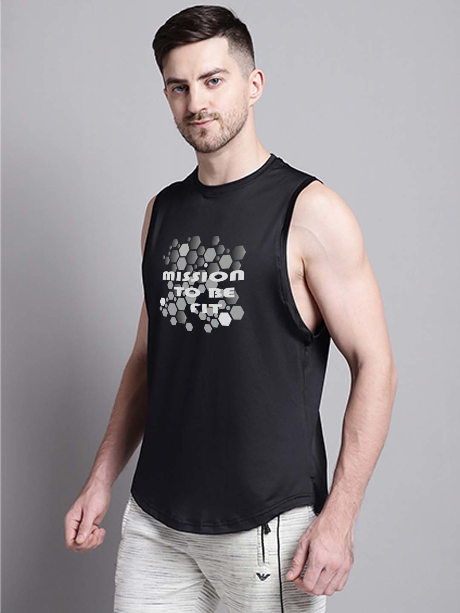 Friskers Black Regular Fit Graphic Sports Vest