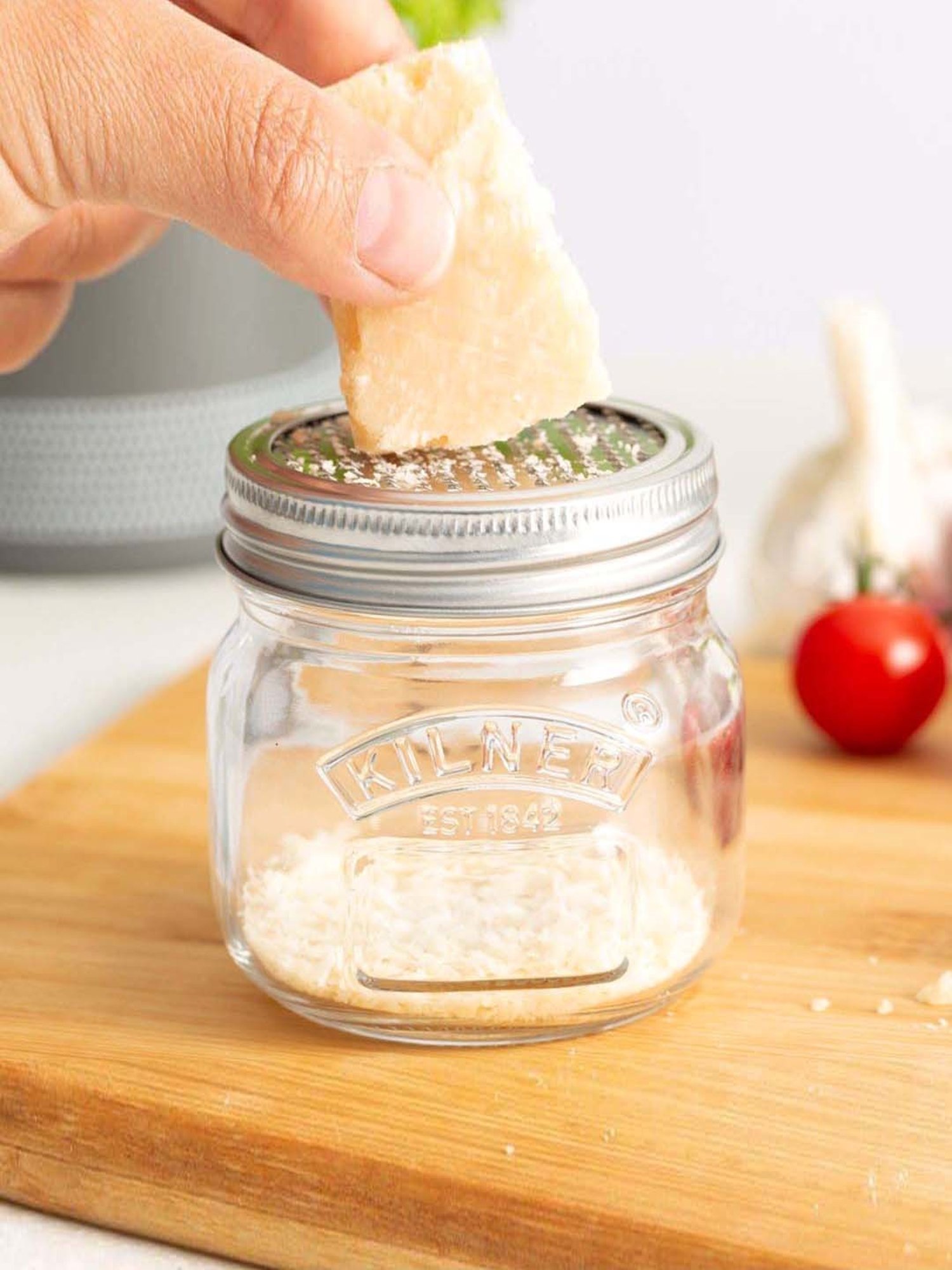 Kilner Transparent Glass Storage Jar With Fine Grater Lid (0.25 L)