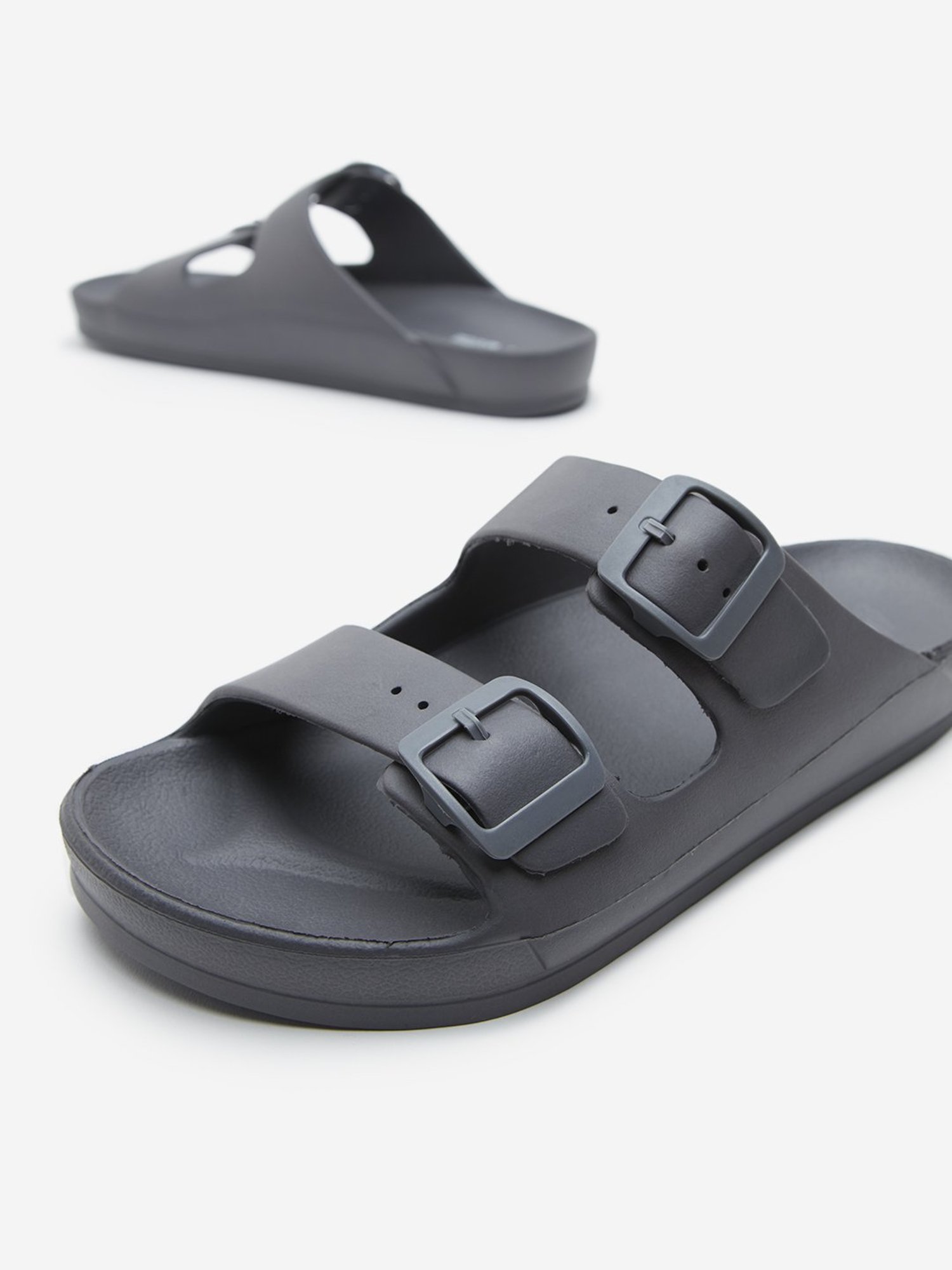 SOLEPLAY by Westside Grey Double Band Flip-Flop