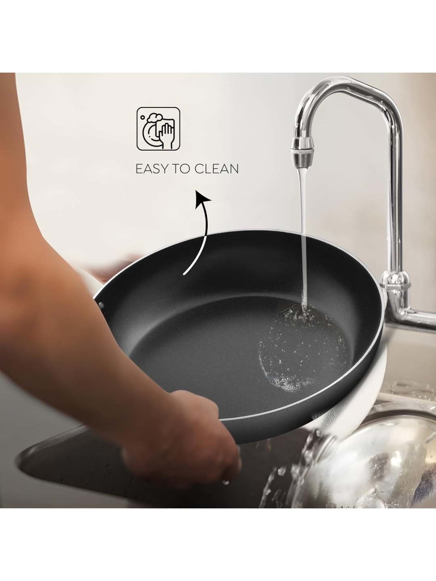 JUDGE Everyday Black Aluminium 26 cm Cookware Fry Pan (2.3 L)