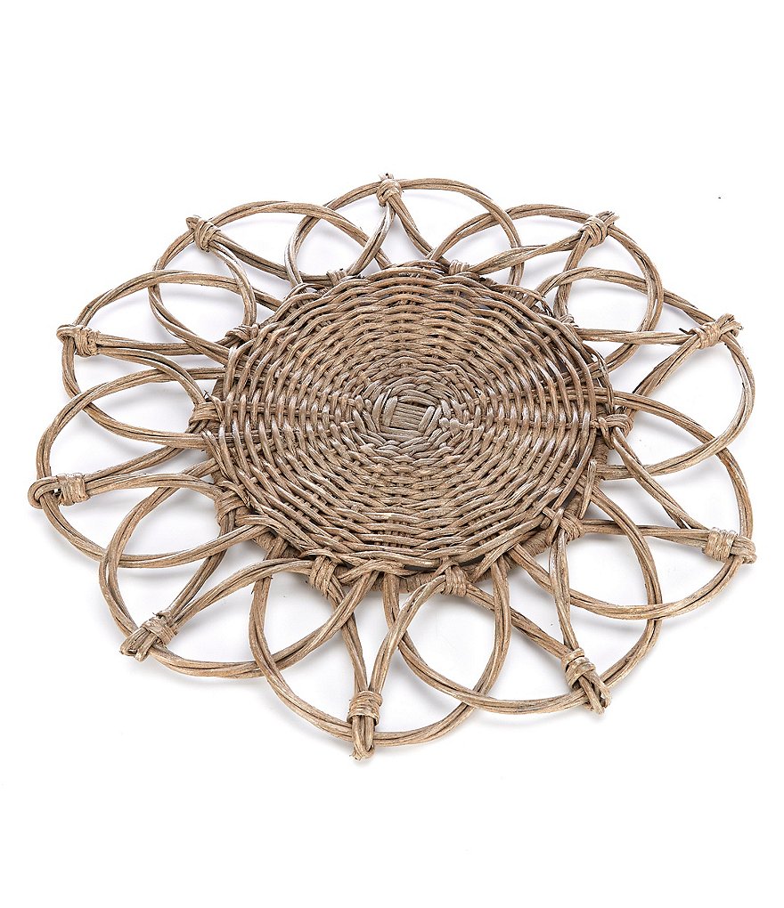 Southern Living Wicker Flower Charger