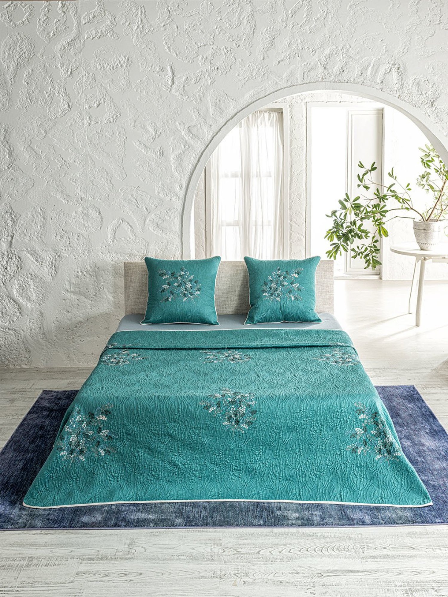 DDECOR Live beautiful Floral Twig Lagoon 210 TC Cotton Comforters - Set of 5