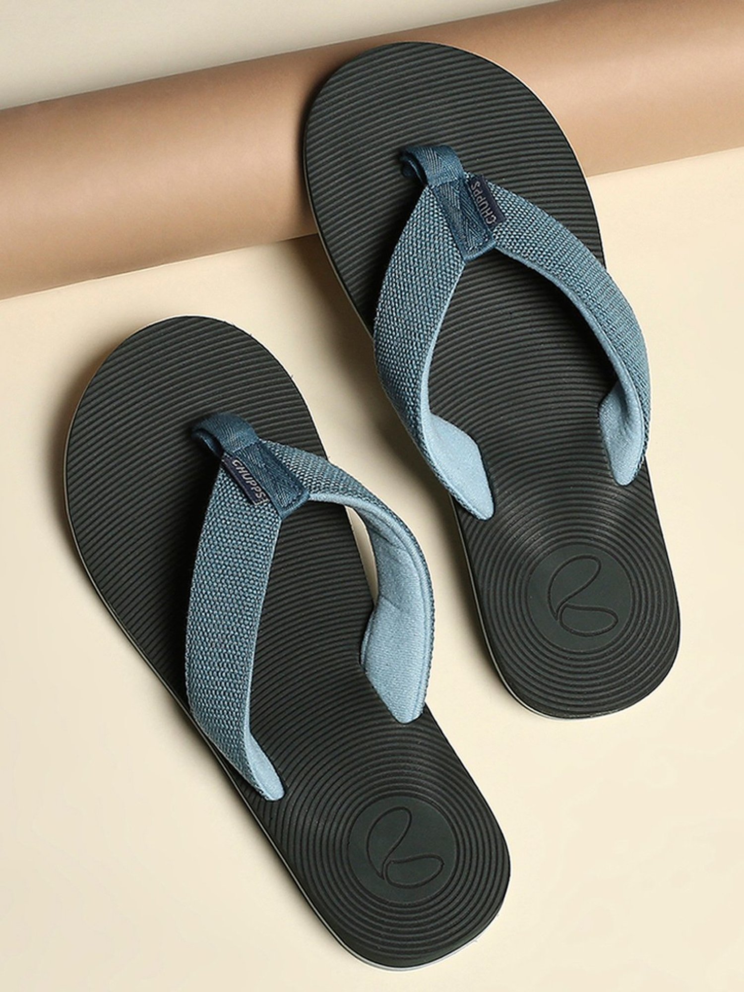 Chupps Men's Wyld Solid URO Blue Flip Flops