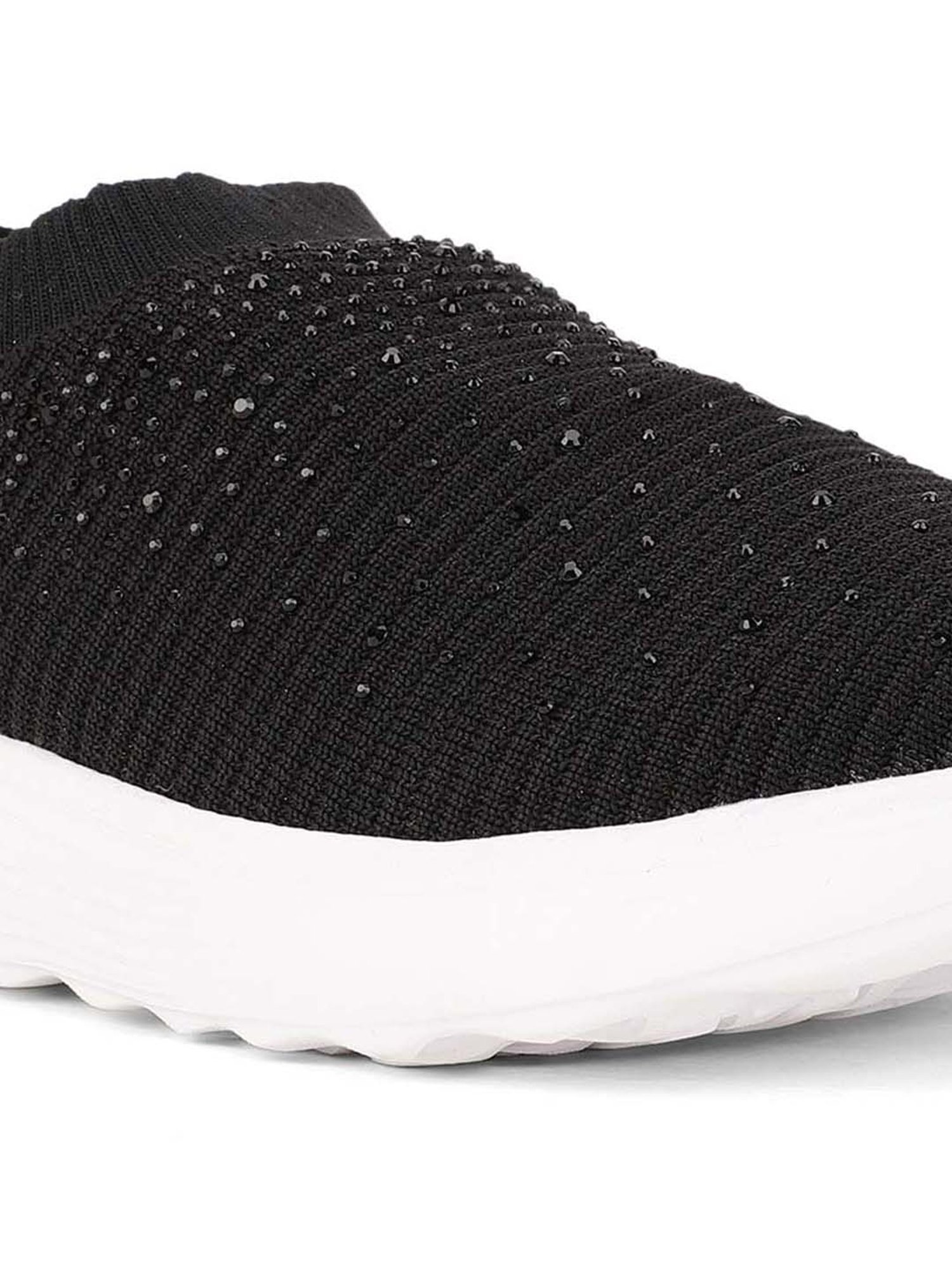 North Star by Bata Women's Black Running Shoes
