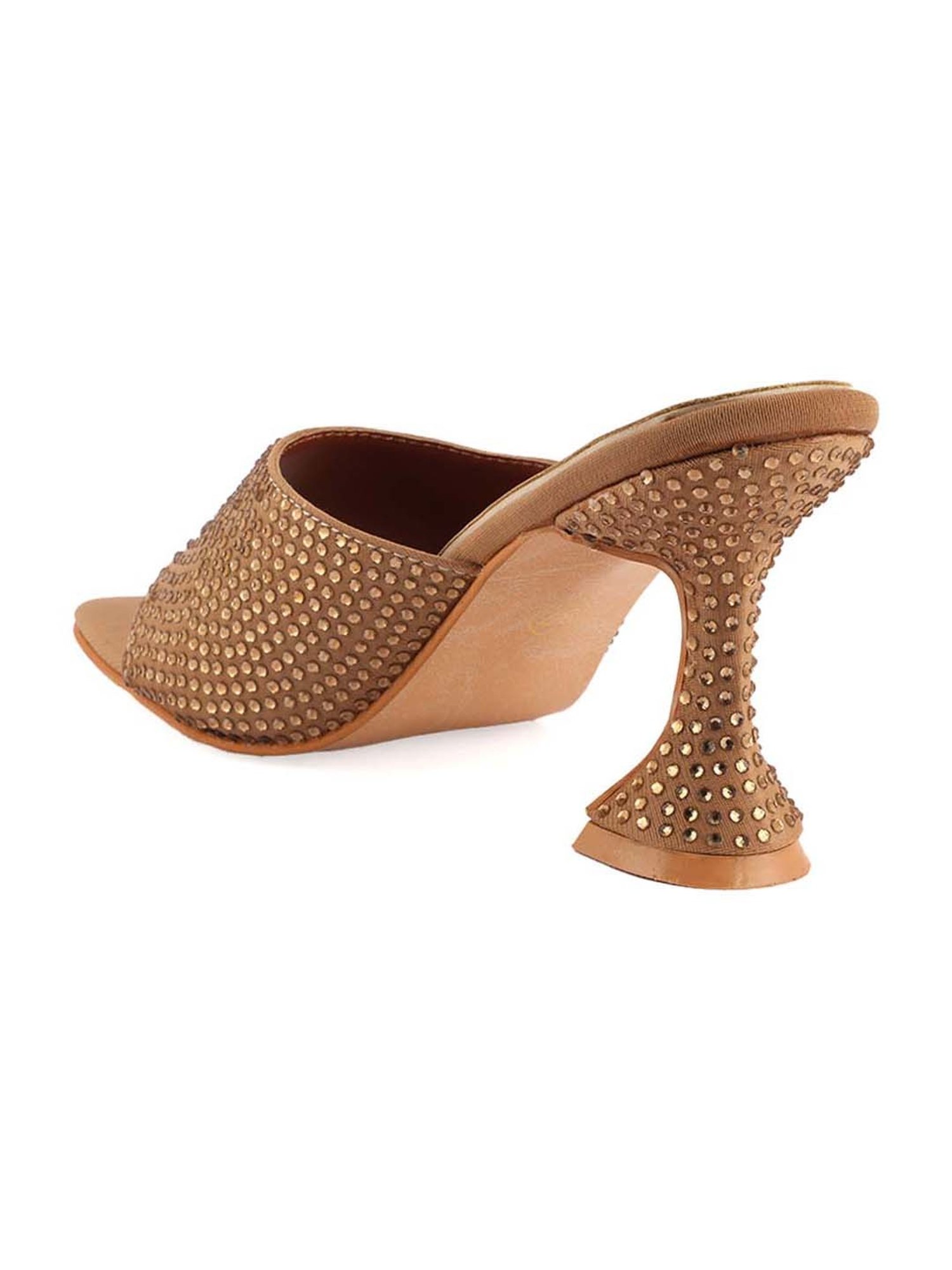 Scentra Women's Beige Casual Sandals