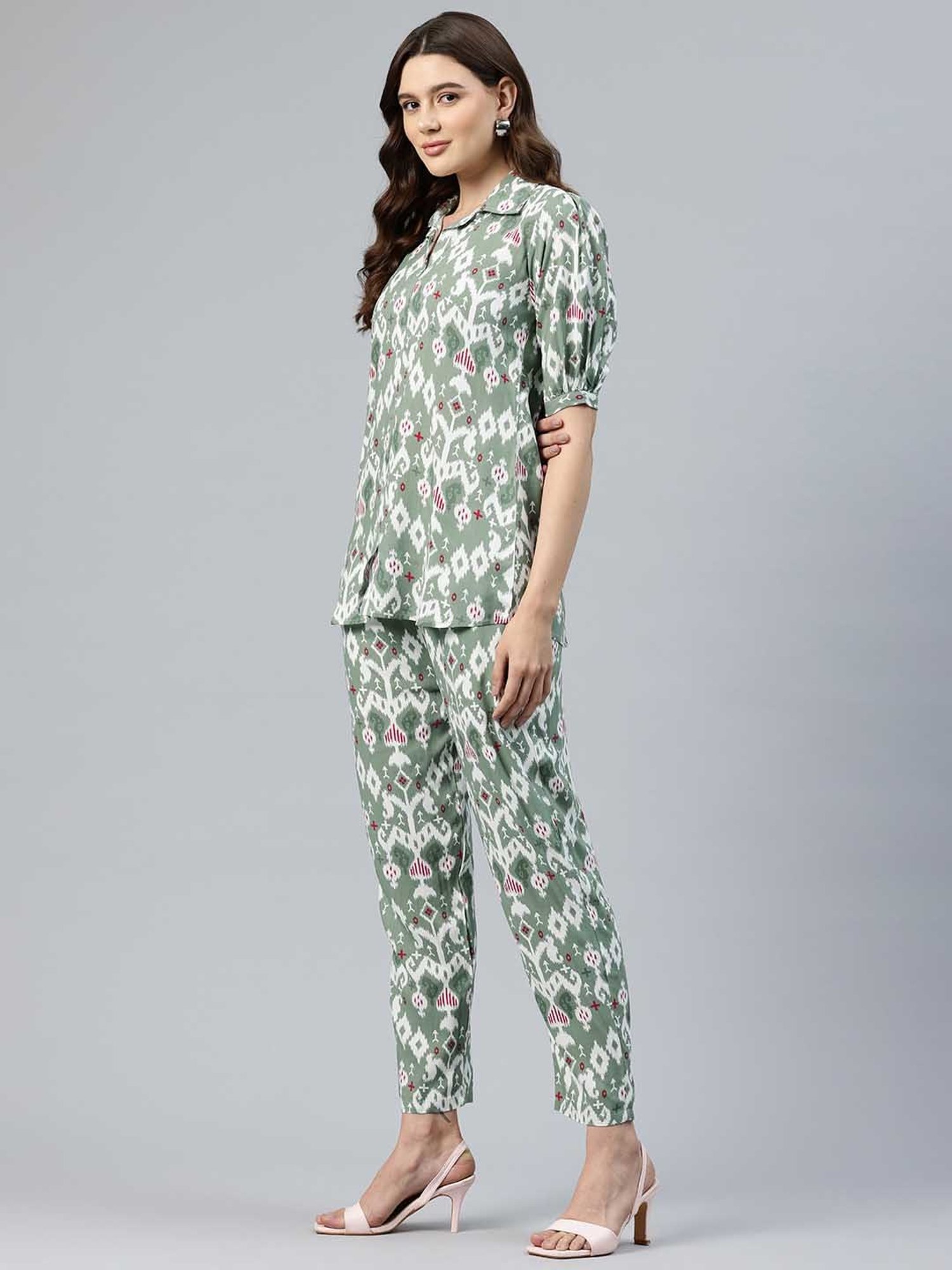 One Femme Green Print Shirt With Pants