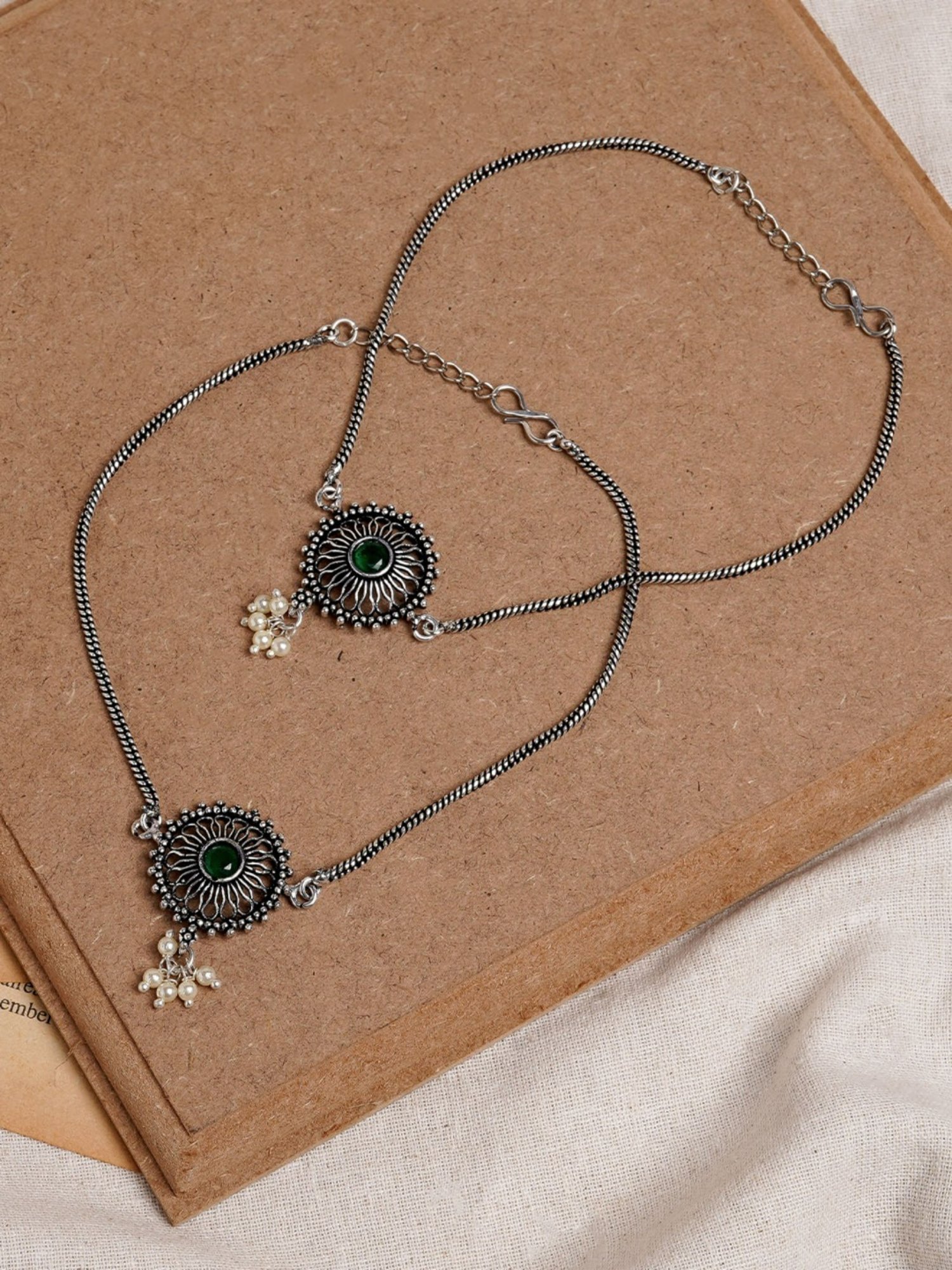 Teejh Vaibhavari Black Flexible Anklet for Women