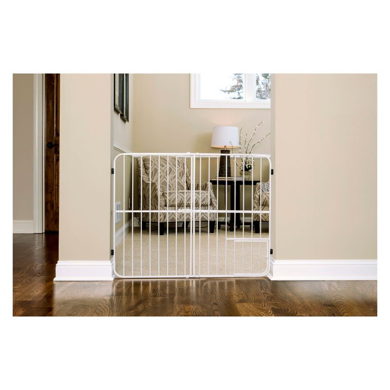 Carlson Big Tuffy Expandable Cat and Dog Gate with Small Door