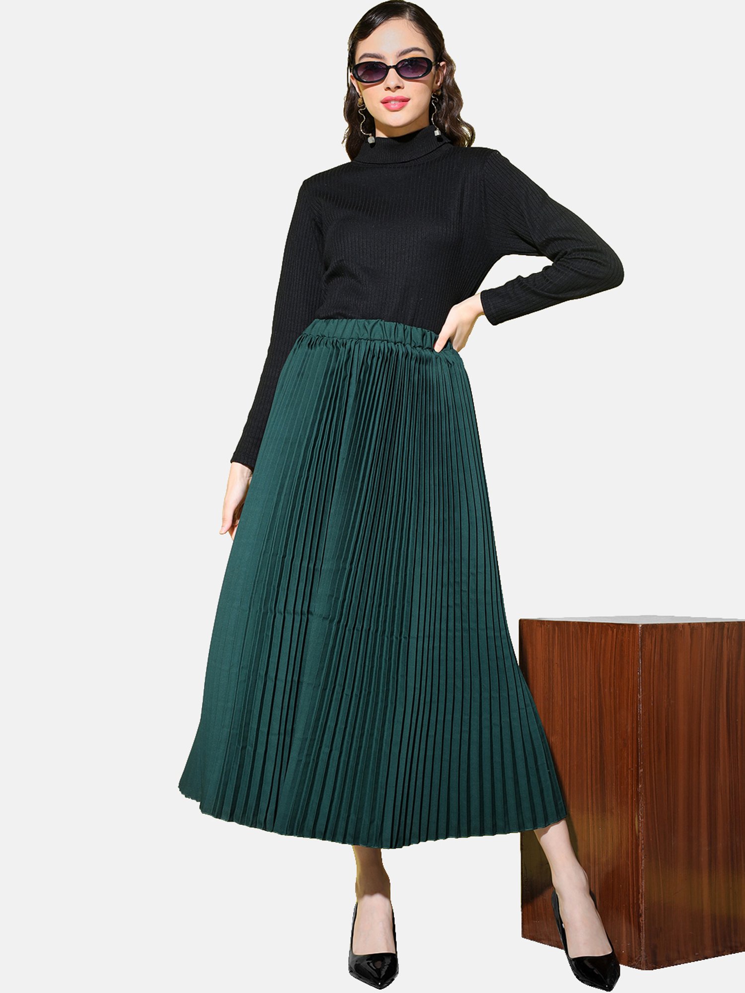 BUYNEWTREND Bottle Green A-Line Skirt