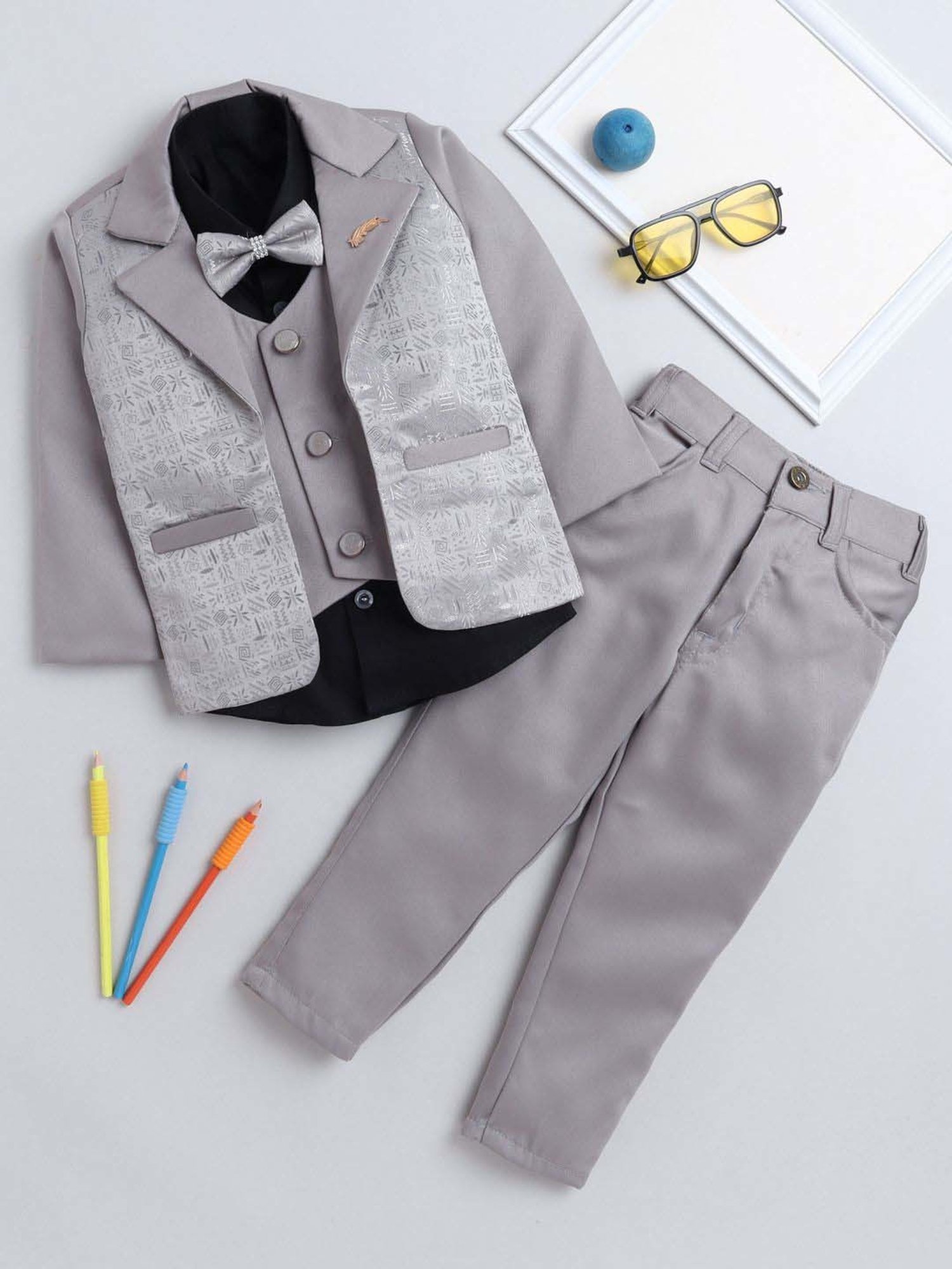 Fourfolds Boys Grey Solid Full Sleeves Clothing Set