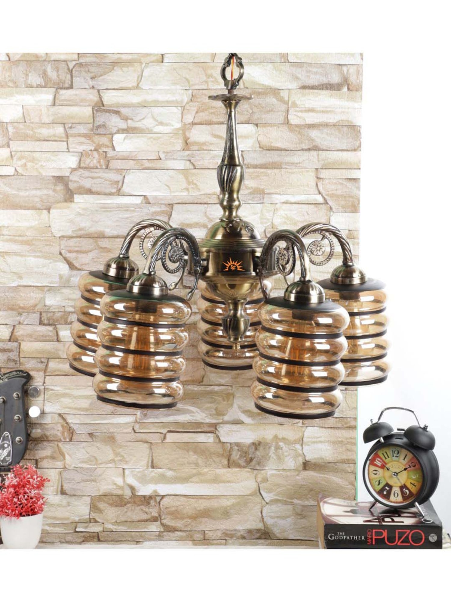 DecorativeRay Golden Chandiler - Set of 1