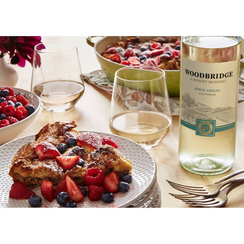 Woodbridge by Robert Mondavi Pinot Grigio White Wine - 750ml Bottle