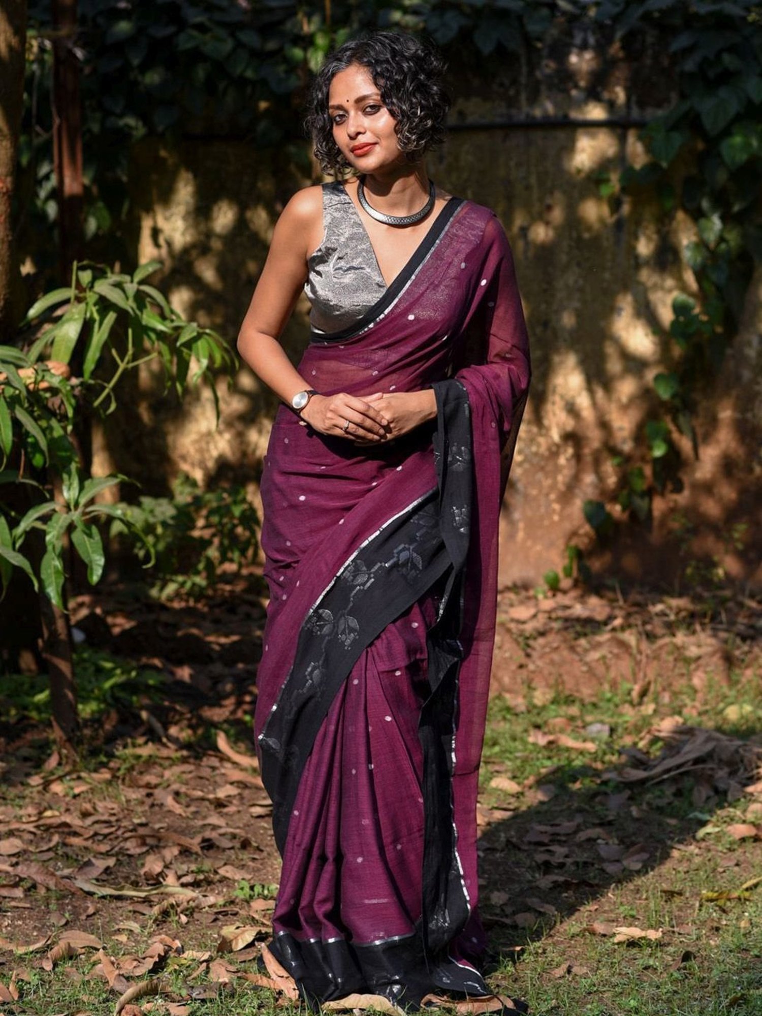 Suta Purple Cotton Woven Saree Without Blouse