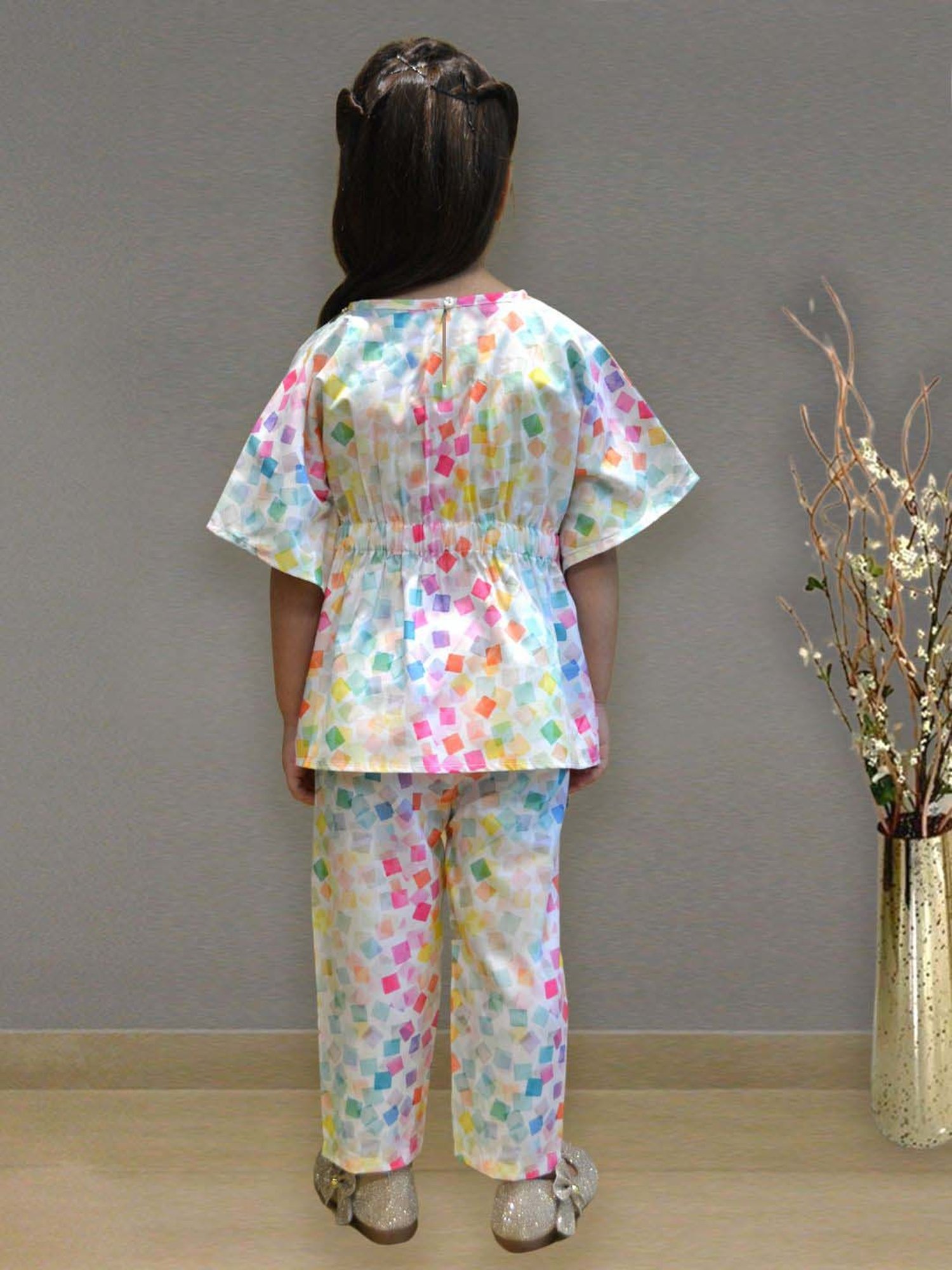 A.T.U.N. Girls Multicolor Printed Clothing Set