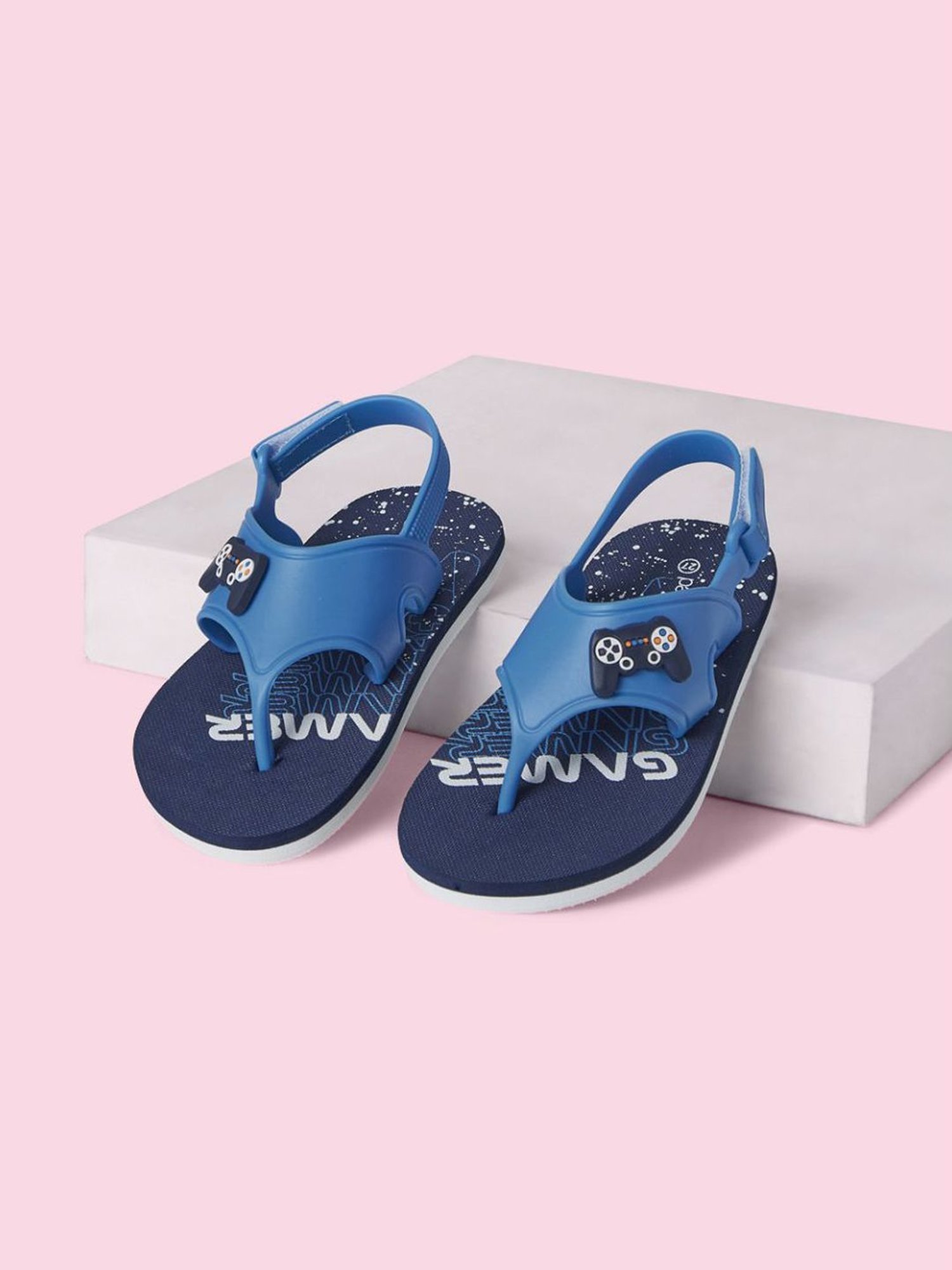 Pantaloons Junior Blue Floater Sandals