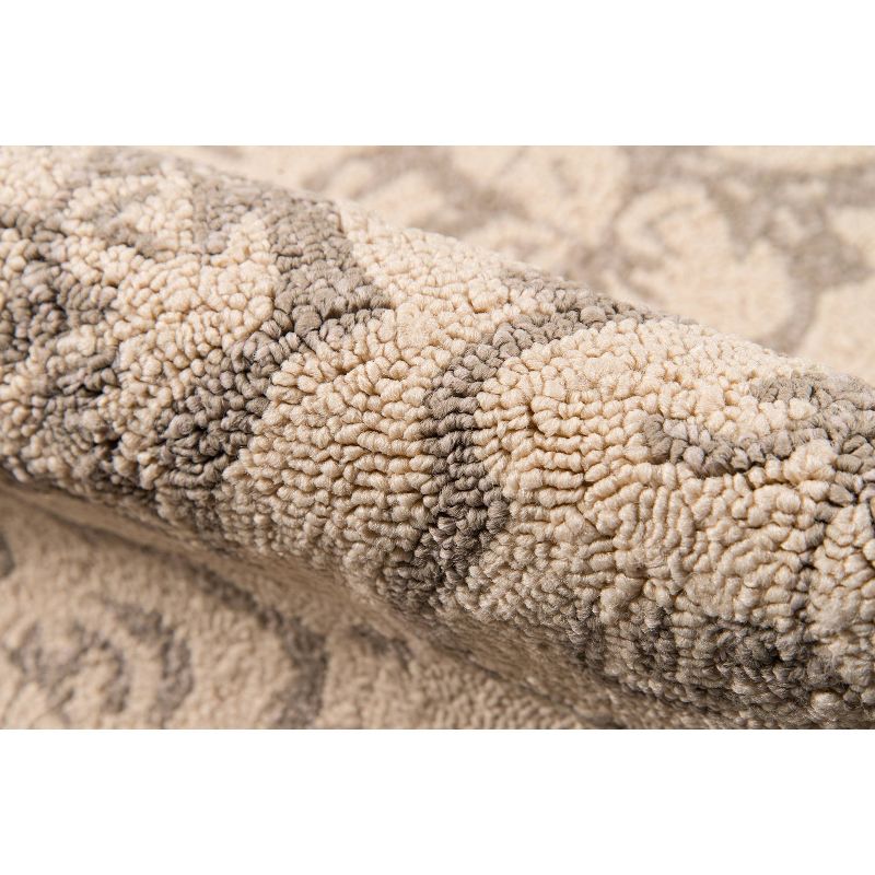 9' Round Veranda Rug Taupe - Momeni