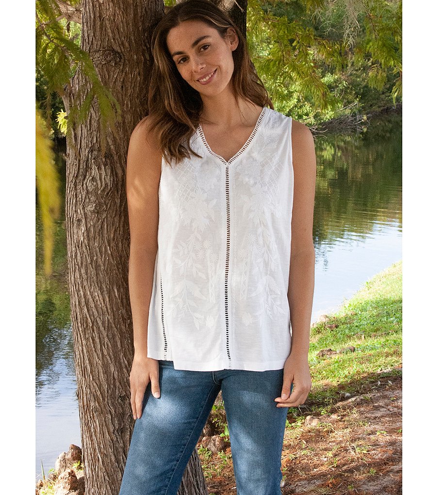 Karyn Seo Lilo Tonal Vintage Embroidered V-Neck Lace Detailing Cotton Tank