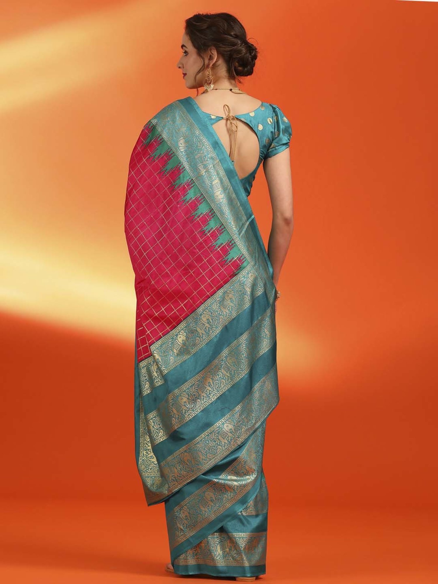 Saree Mall Pink & Blue Silk Printed Saree With Unstitched Blouse