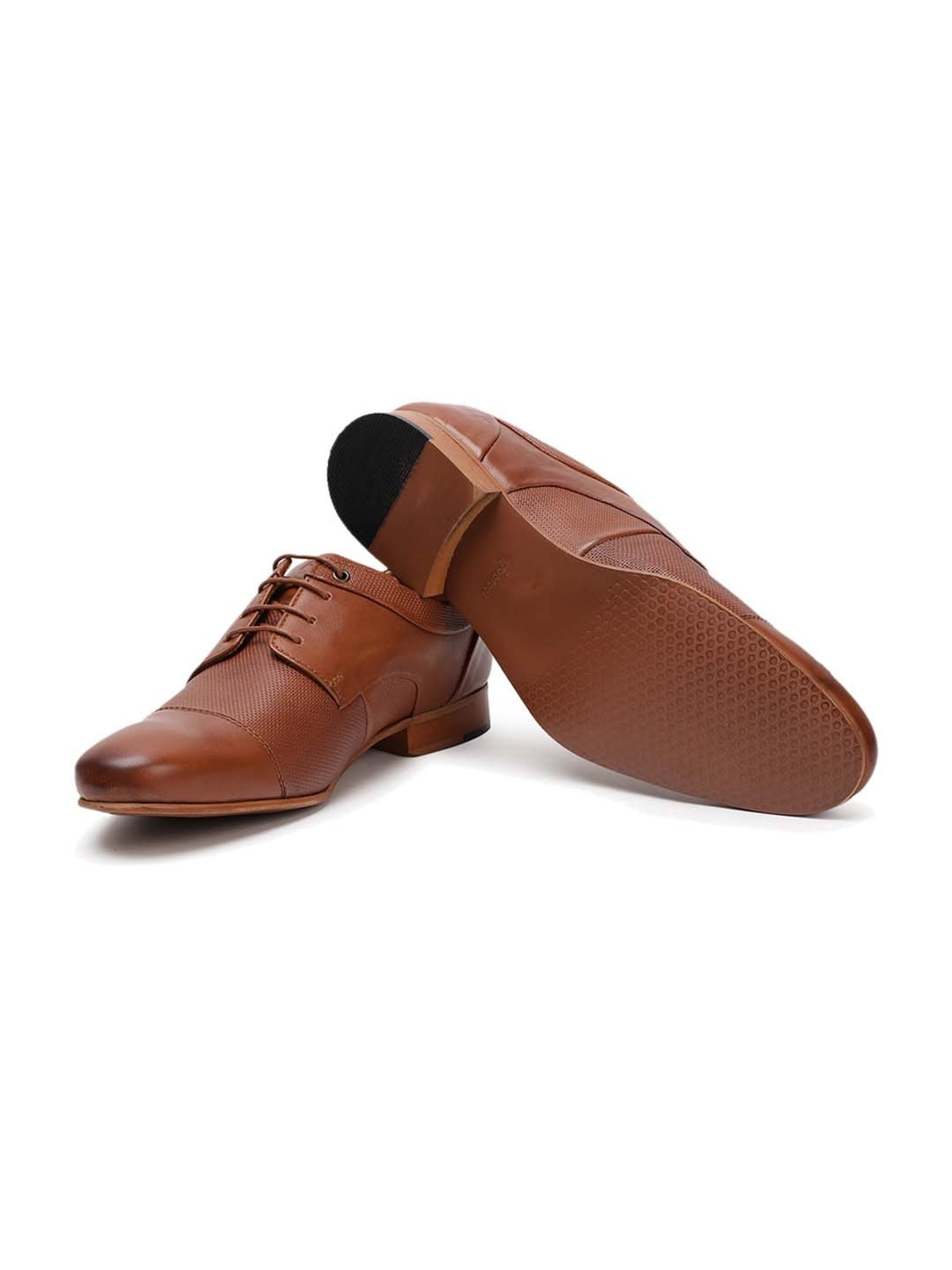 Gabicci Men's Tan Derby Shoes