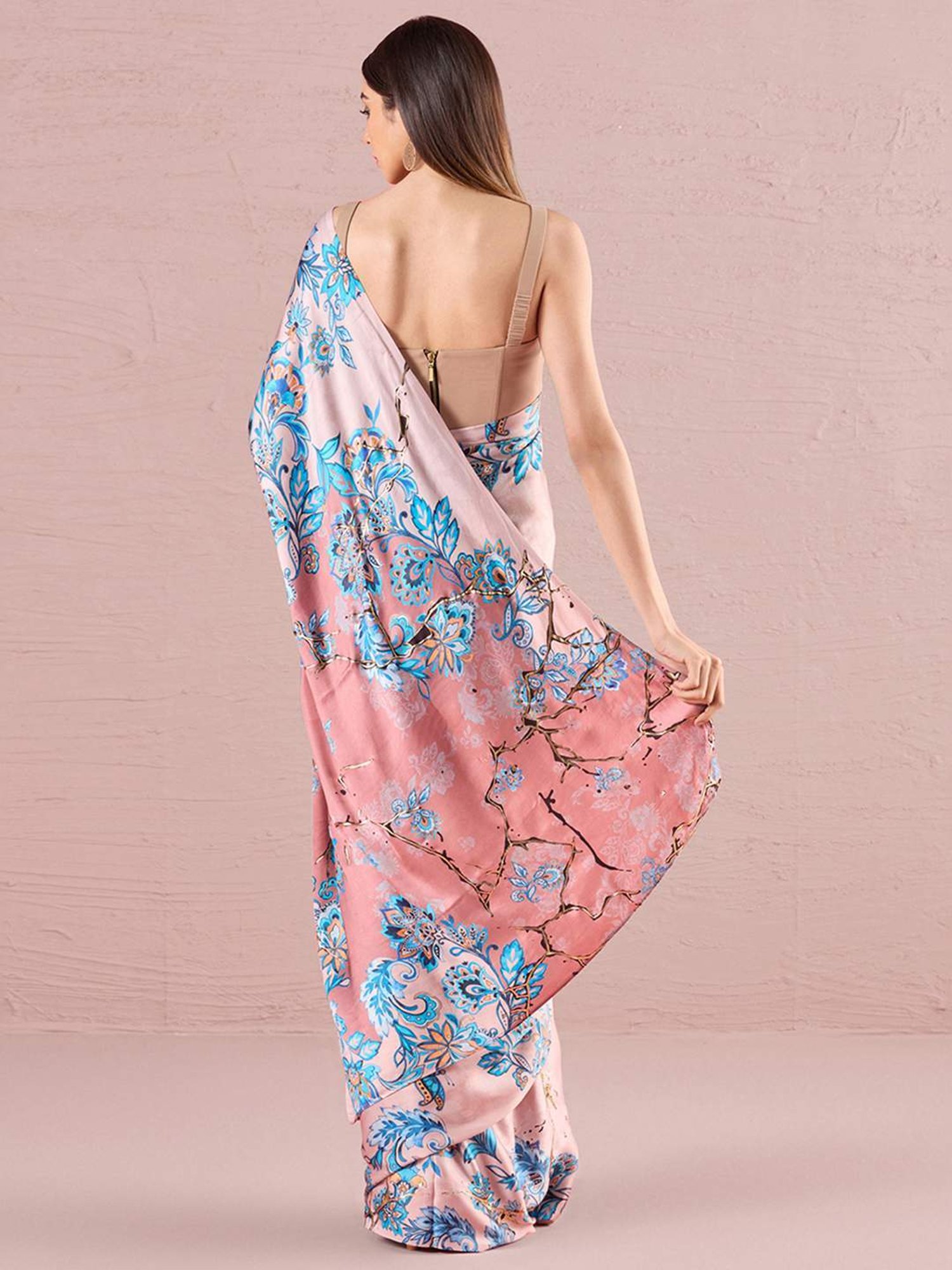 navyasa by liva Pink Printed Saree With Unstitched Blouse