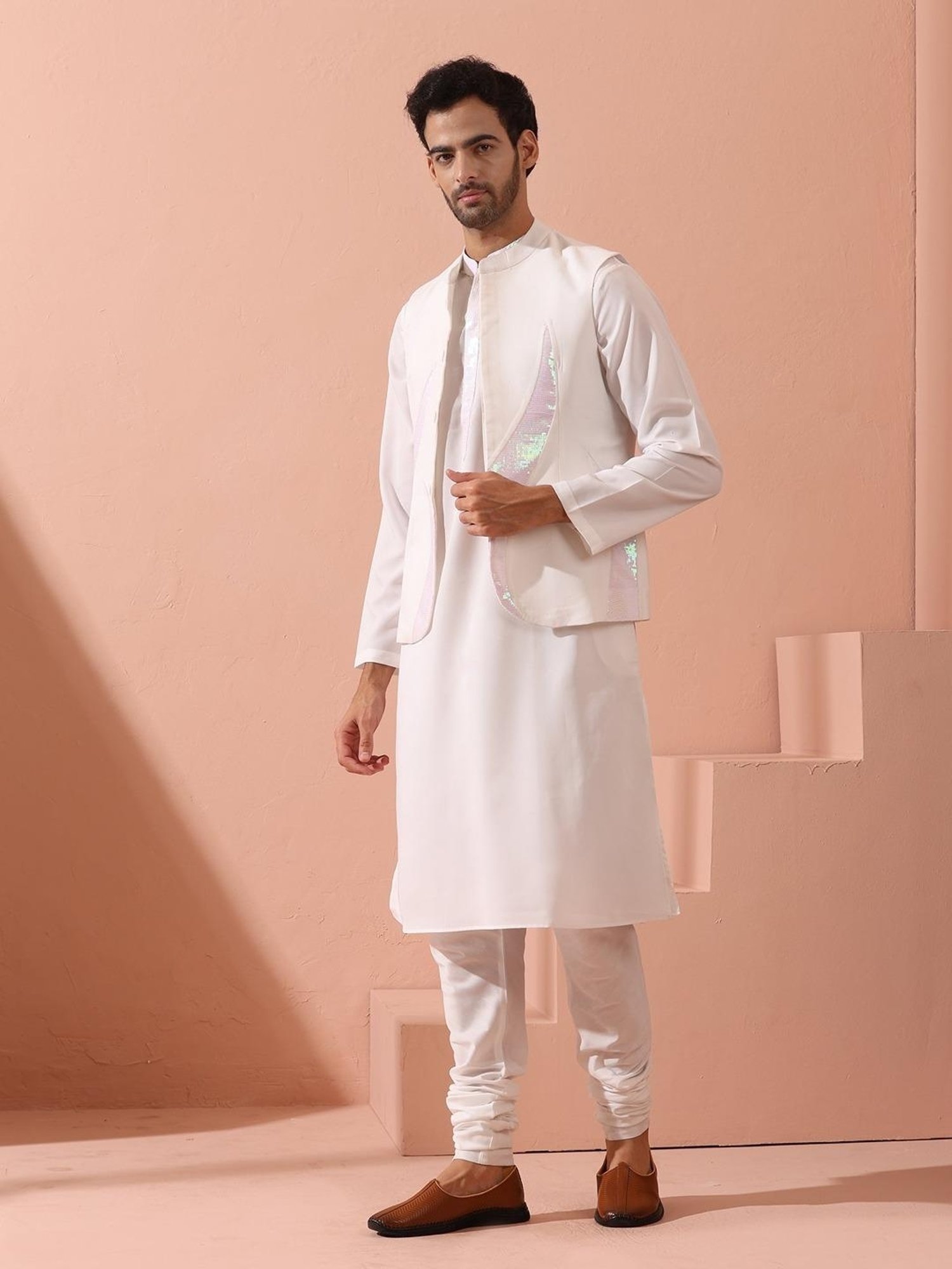 Swtantra White Regular Fit Embellished Nehru Jacket