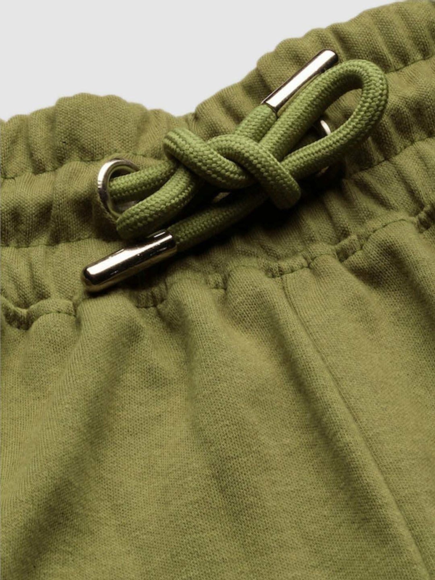 Bene Kleed Olive Green Cotton Tops Shorts Set