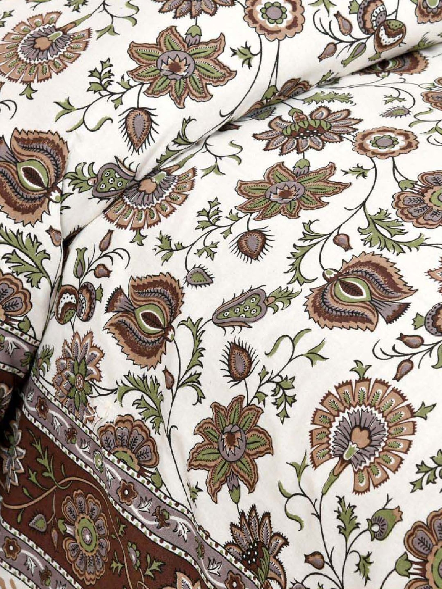 JaipurFabric Sand 180 TC 100% Cotton Creeper Double Bedsheet with 2 Pillow Covers