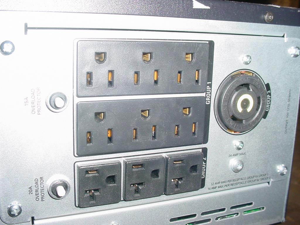 APC SMX3000LVNC Smart-UPS X 3000VA Rack LCD 100-127V & Network Card AP9631