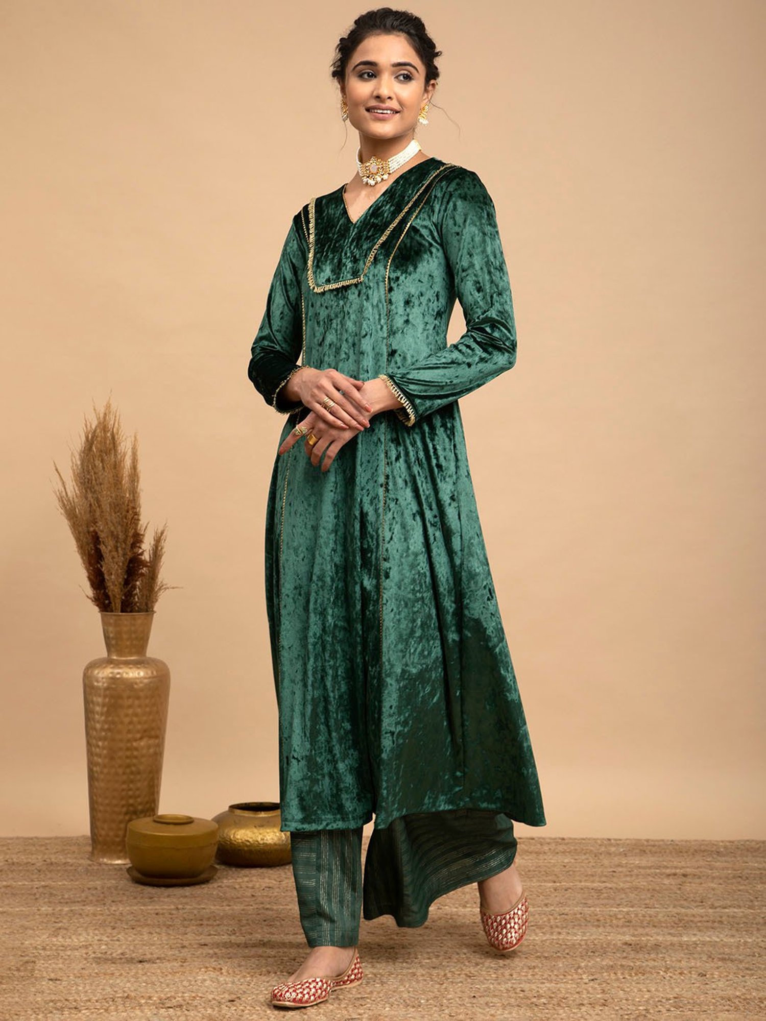 Pink Fort Green Regular Fit Kurta