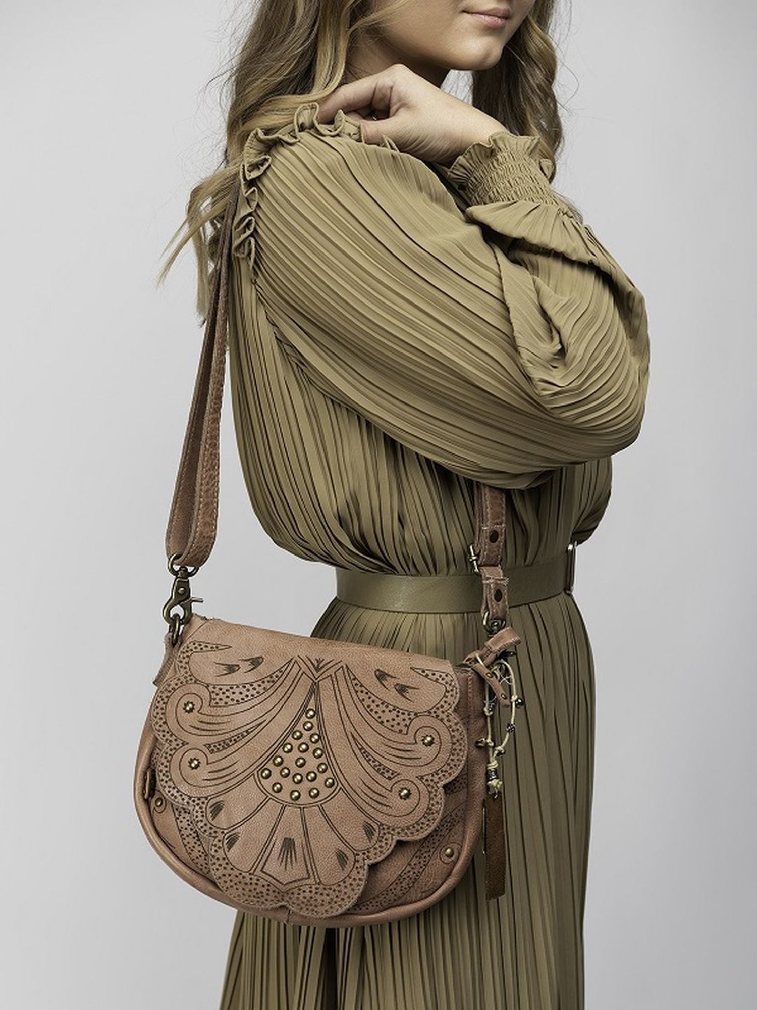 Art N Vintage Carob Blush Pink Leather Textured Small Sling Handbag