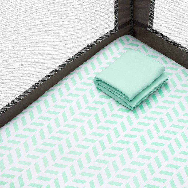 Fitted Playyard Jersey Sheet Chevron and Solid Mint - Cloud Island™ Mint 2pk