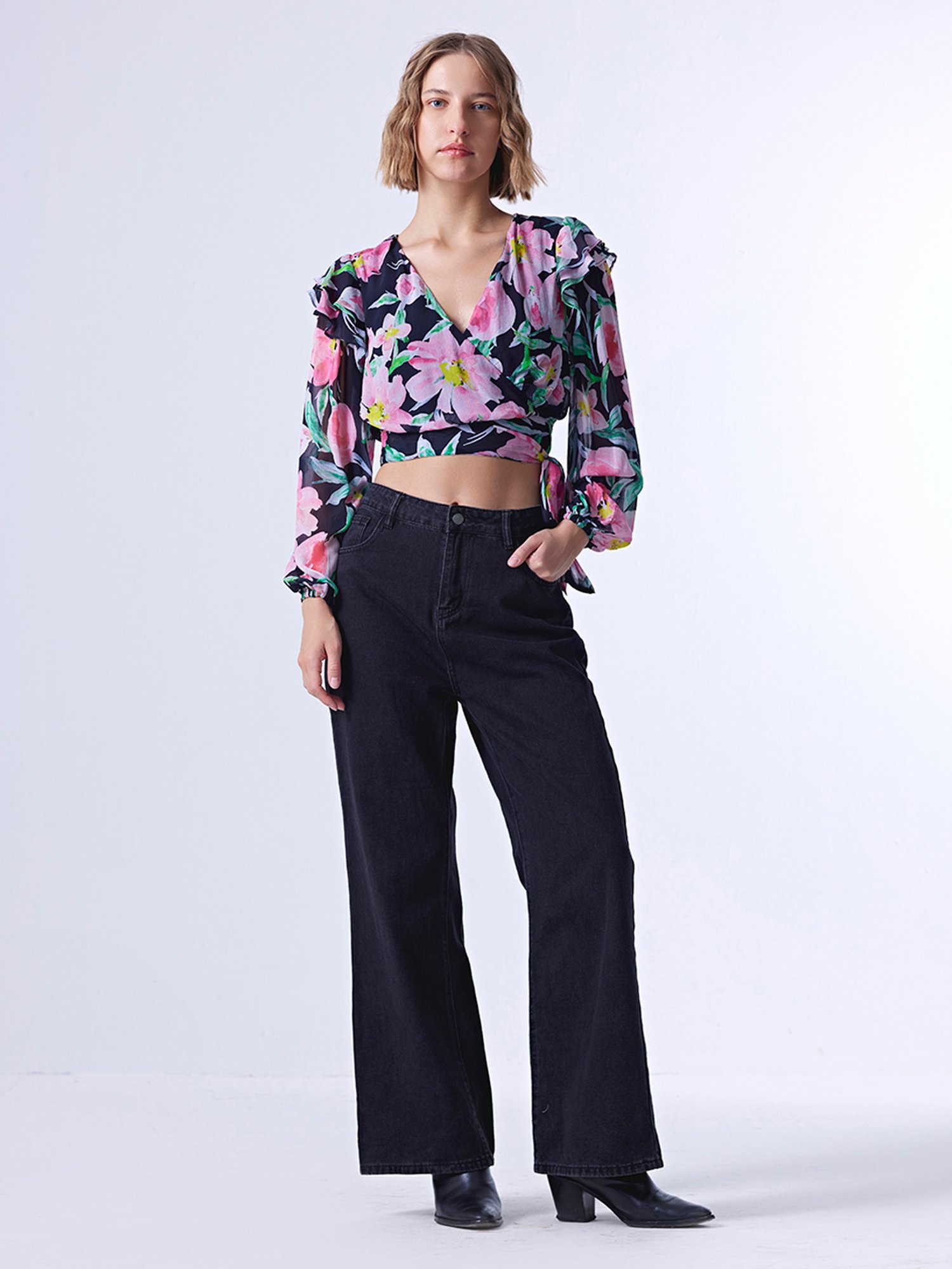 Cover Story Black & Pink Floral Print Crop Top
