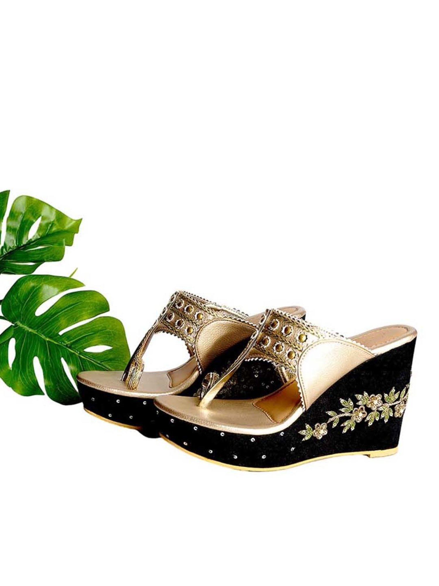 Sole House Women's Gold & Black Toe Ring Wedges